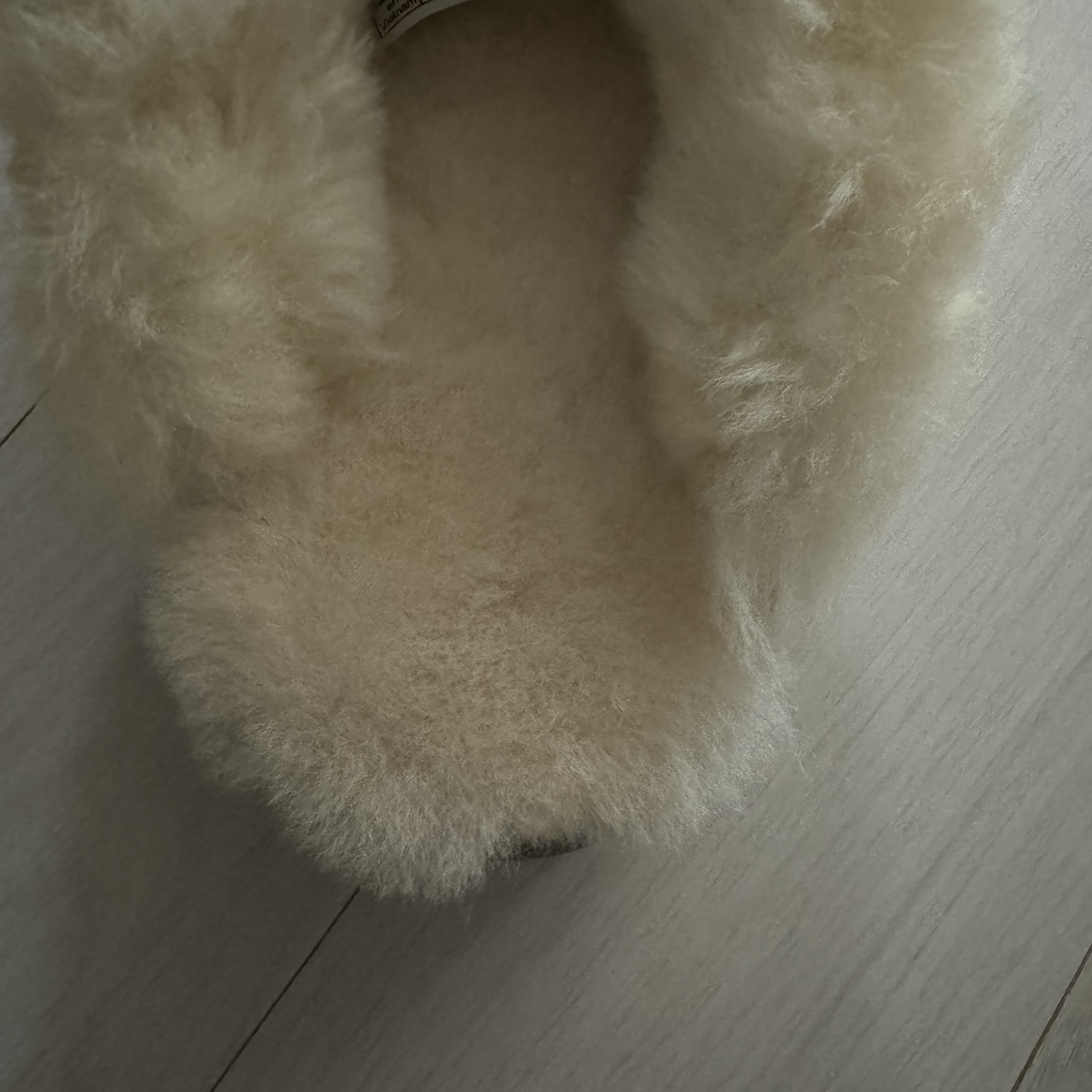 (W) UGG Coquette Slipper Chestnut 착용 스타일 - 2
