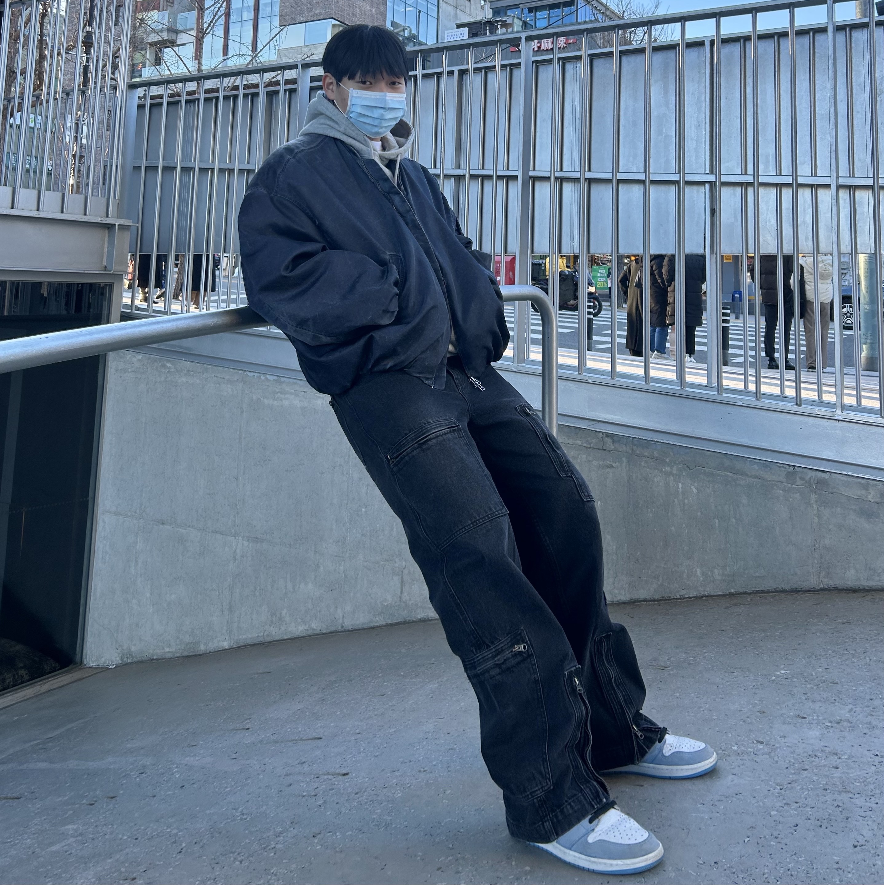 Nonnod x Undermycar Esker Jacket Distressed Midnight 착용 스타일 - 2