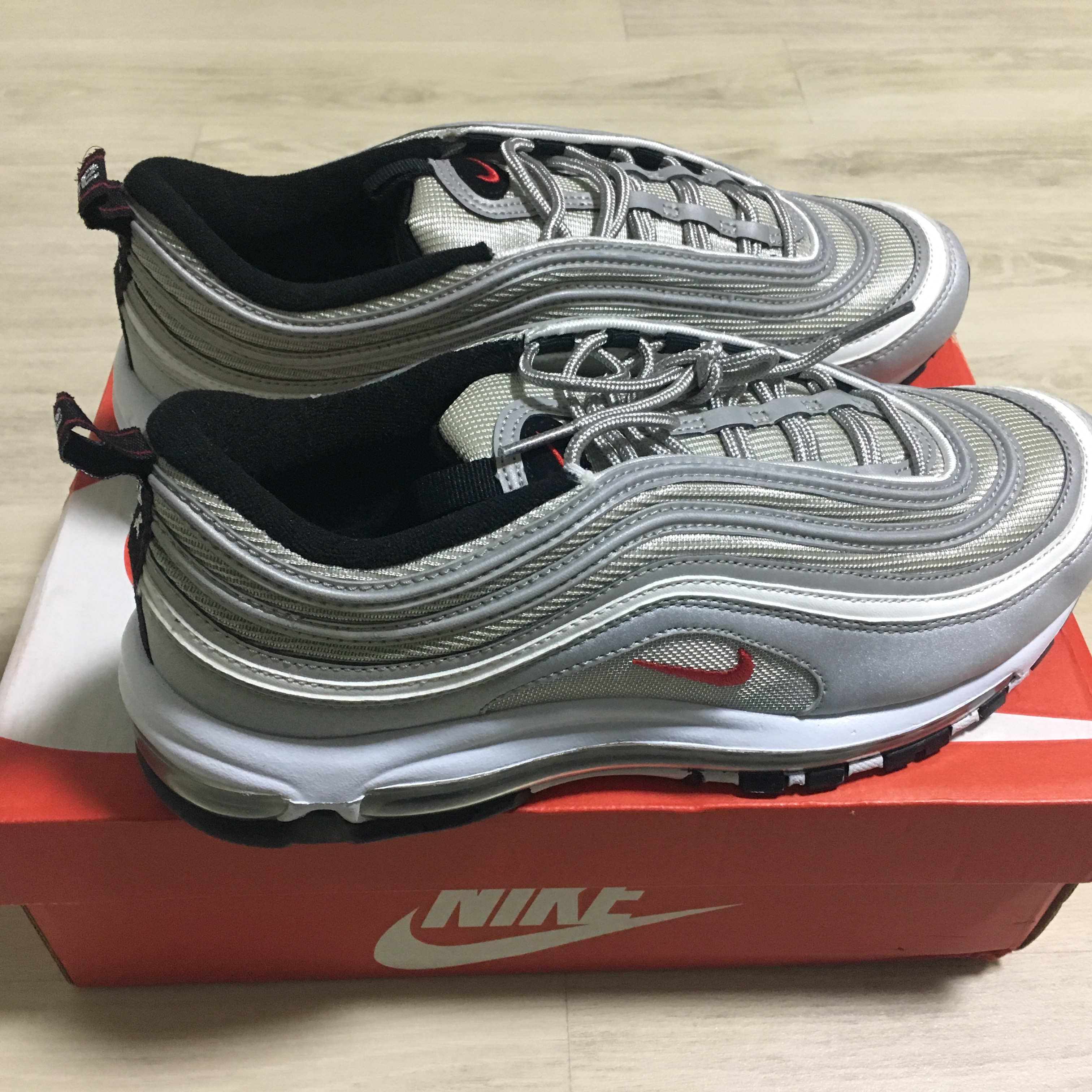 Nike Air Max 97 OG Silver Bullet 2022 착용 스타일 - 1