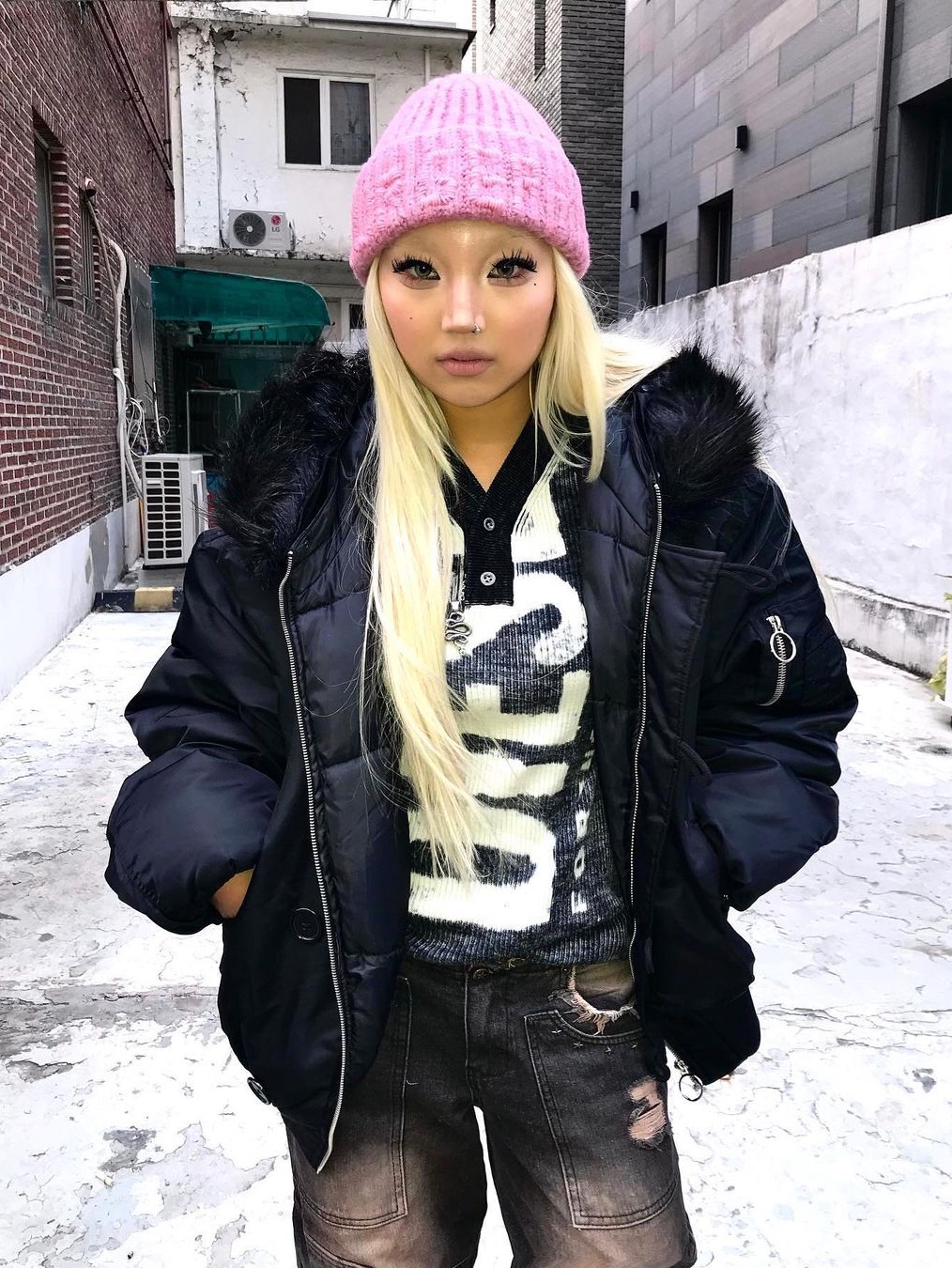 Surgery Hand Stitch Embroidery Logo Beanie Pink 착용 스타일 - 7