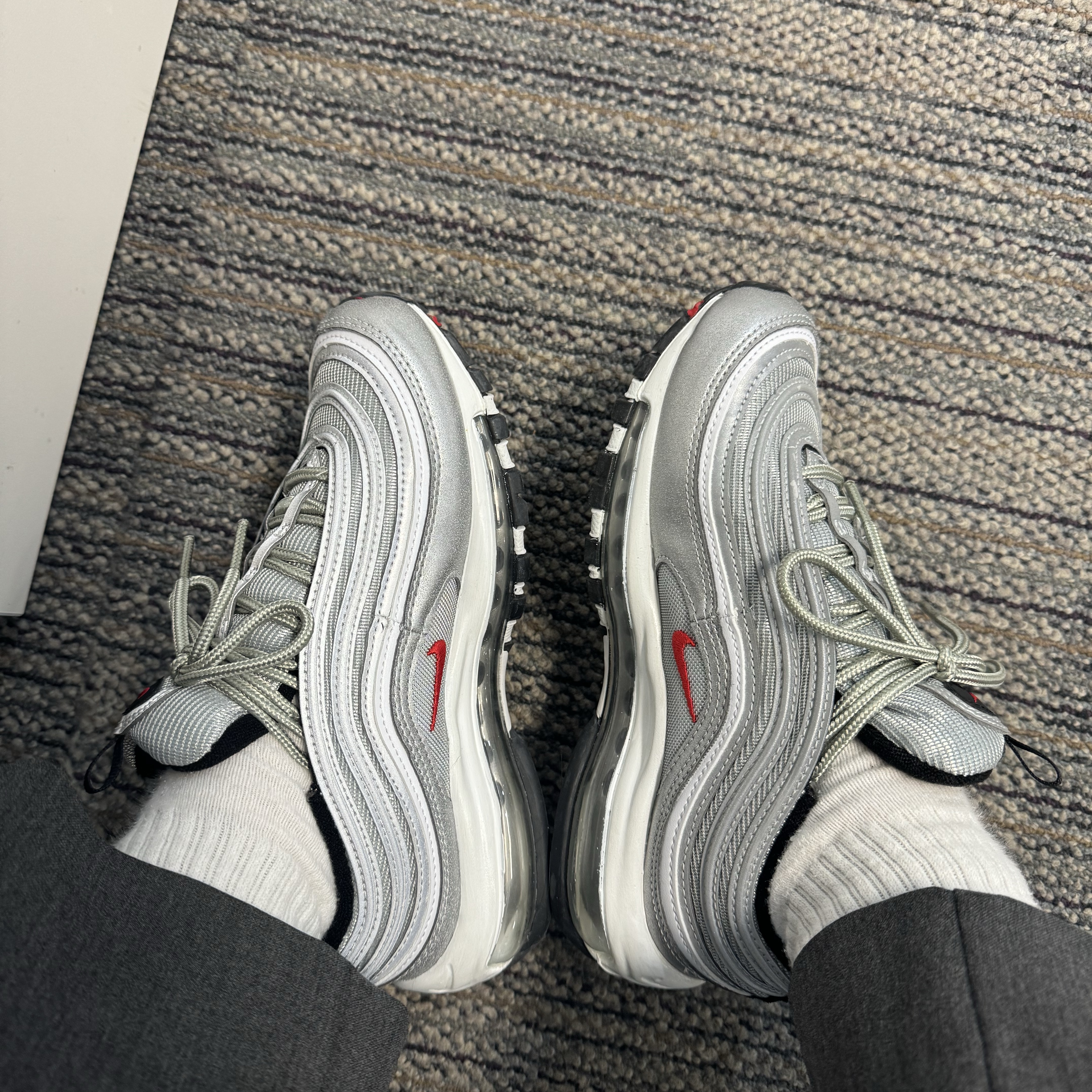 (W) Nike Air Max 97 OG Silver Bullet 2022 착용 스타일 - 1