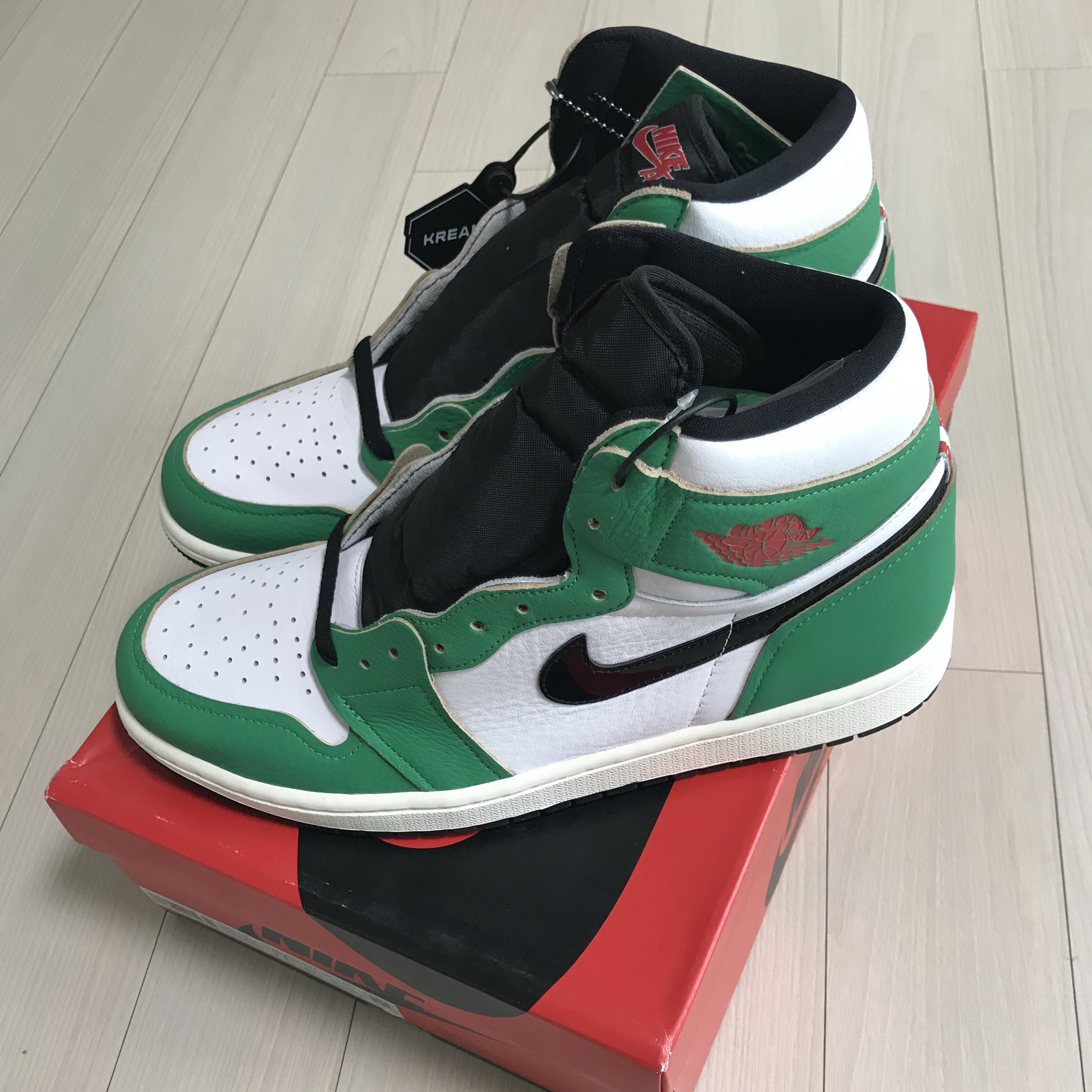 (W) Jordan 1 Retro High OG Lucky Green 착용 스타일