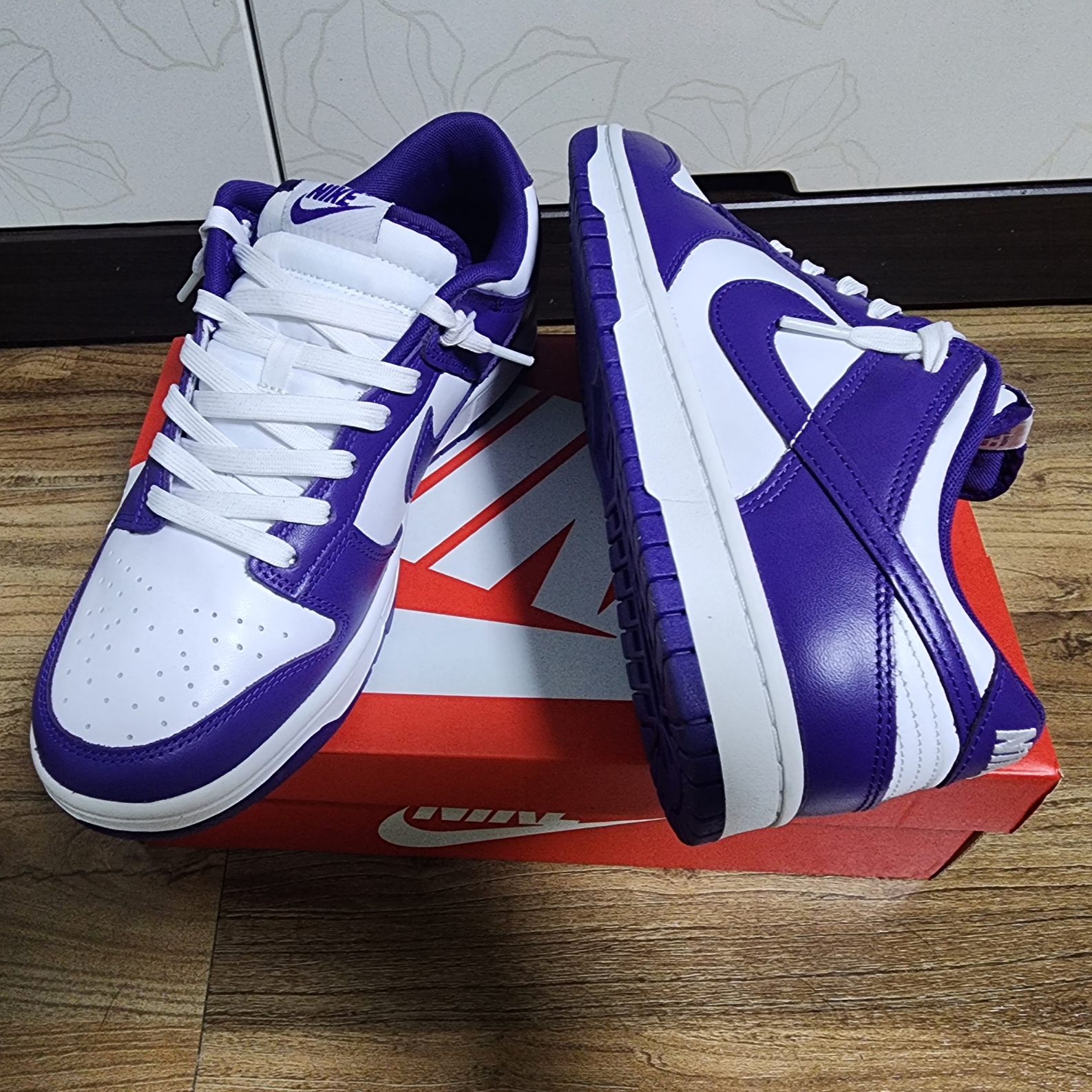 Nike Dunk Low Retro Championship Court Purple 착용 스타일 - 4