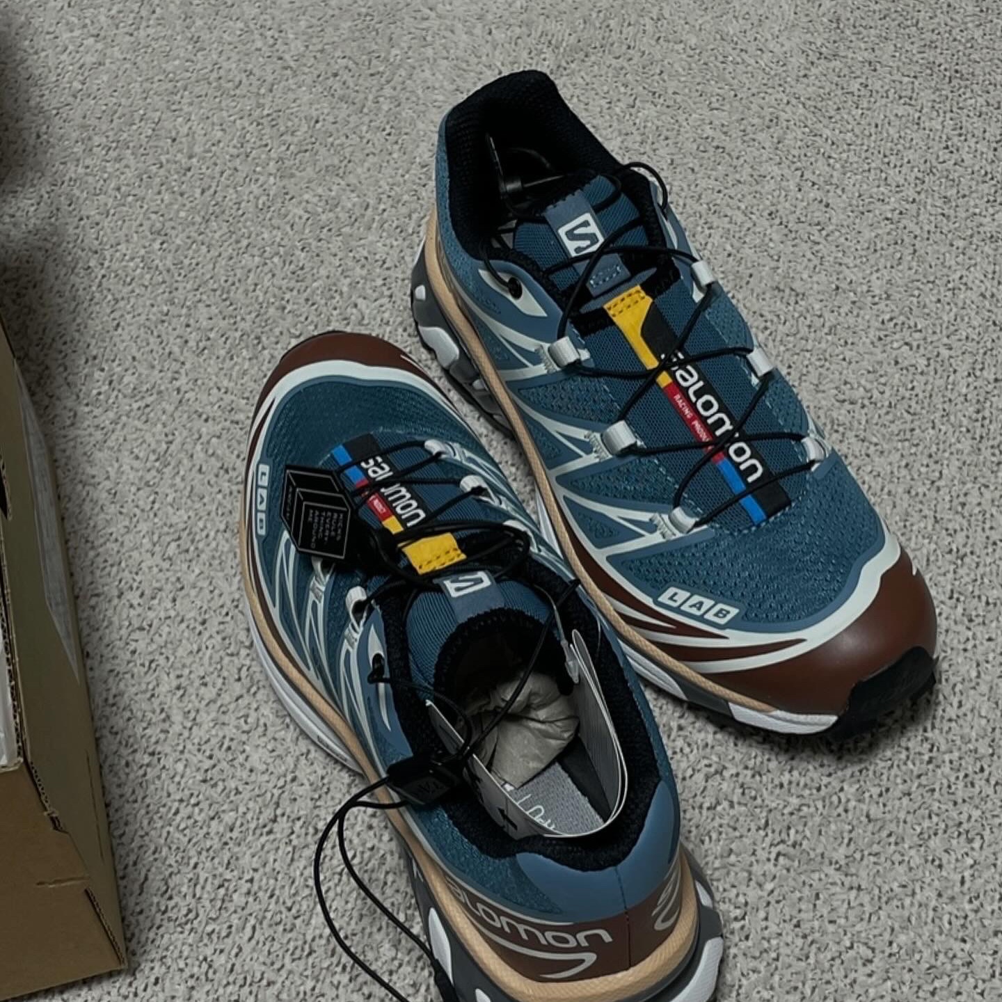 Salomon XT-6 Aegean Blue Tortoise Shell 착용 스타일 - 1
