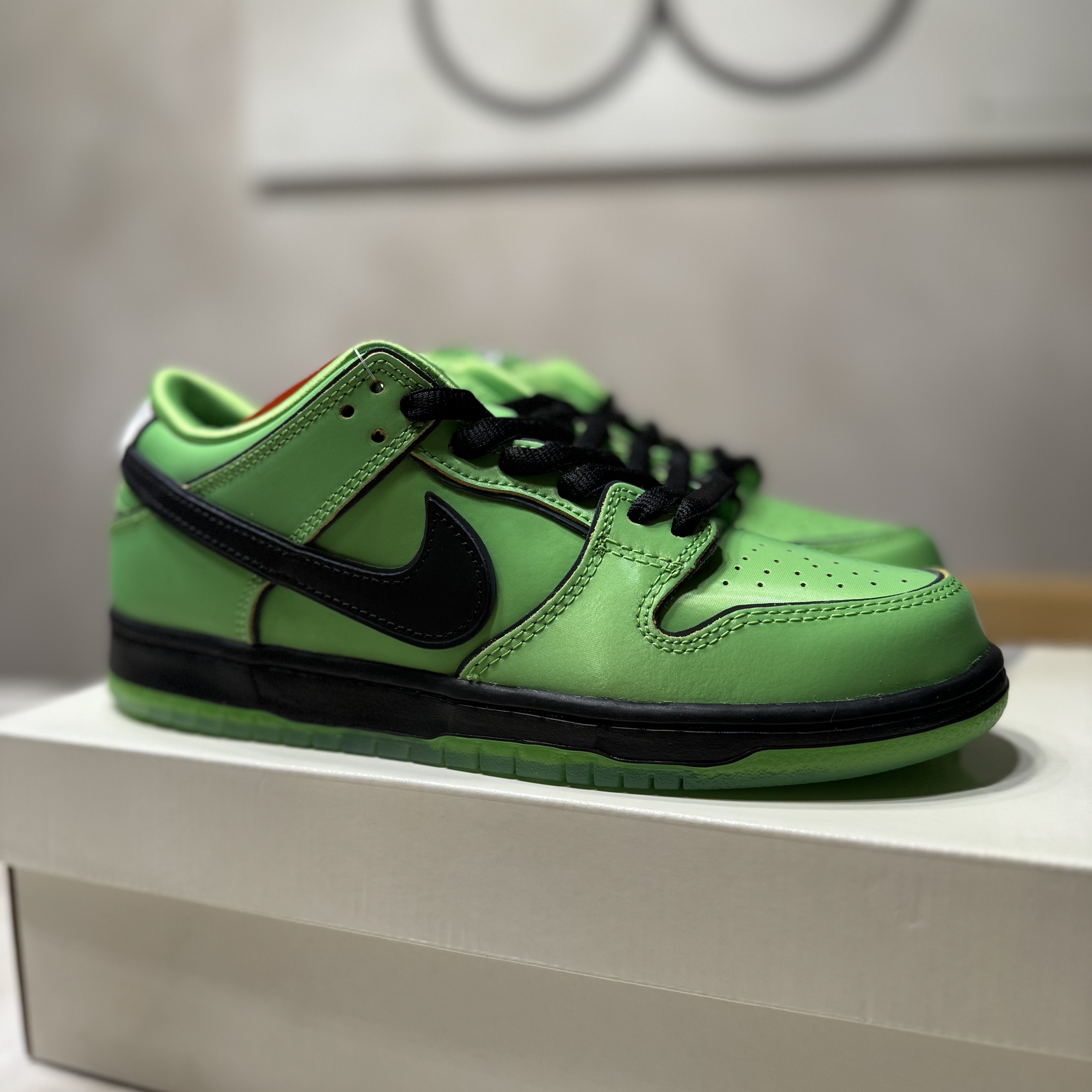 Nike x The Powerpuff Girls SB Dunk Low Pro QS Buttercup 착용 스타일