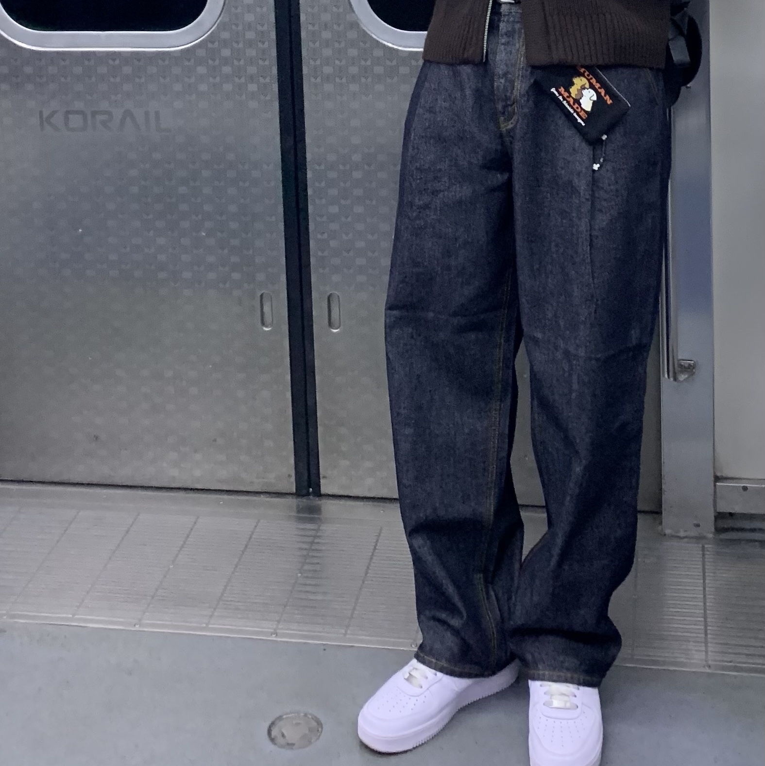 Human Made Card Case Black, Nike Air Force 1 '07 Low White 착용 스타일