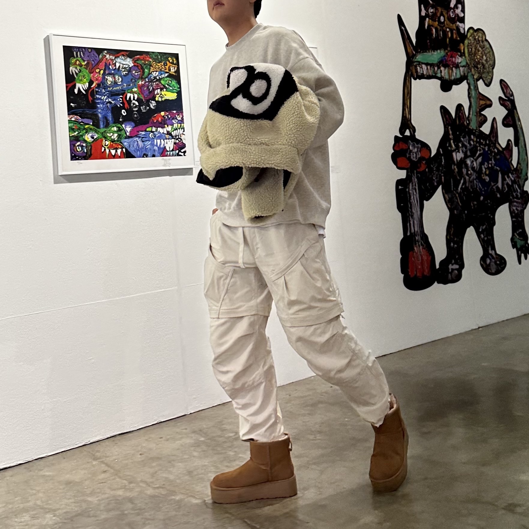 (W) UGG Classic Mini Platform Boots Chestnut, Nike ACG Smith Summit Cargo Pants Light Orewood Brown - Asia 착용 스타일