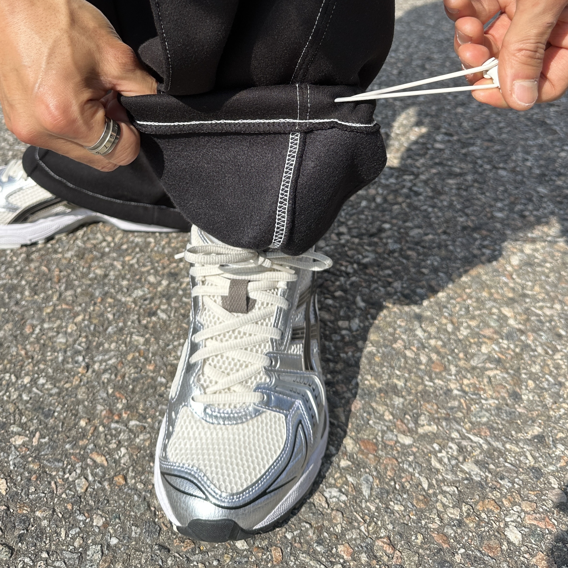 Asics Gel-Kayano 14 Cream Black 착용 스타일 - 10