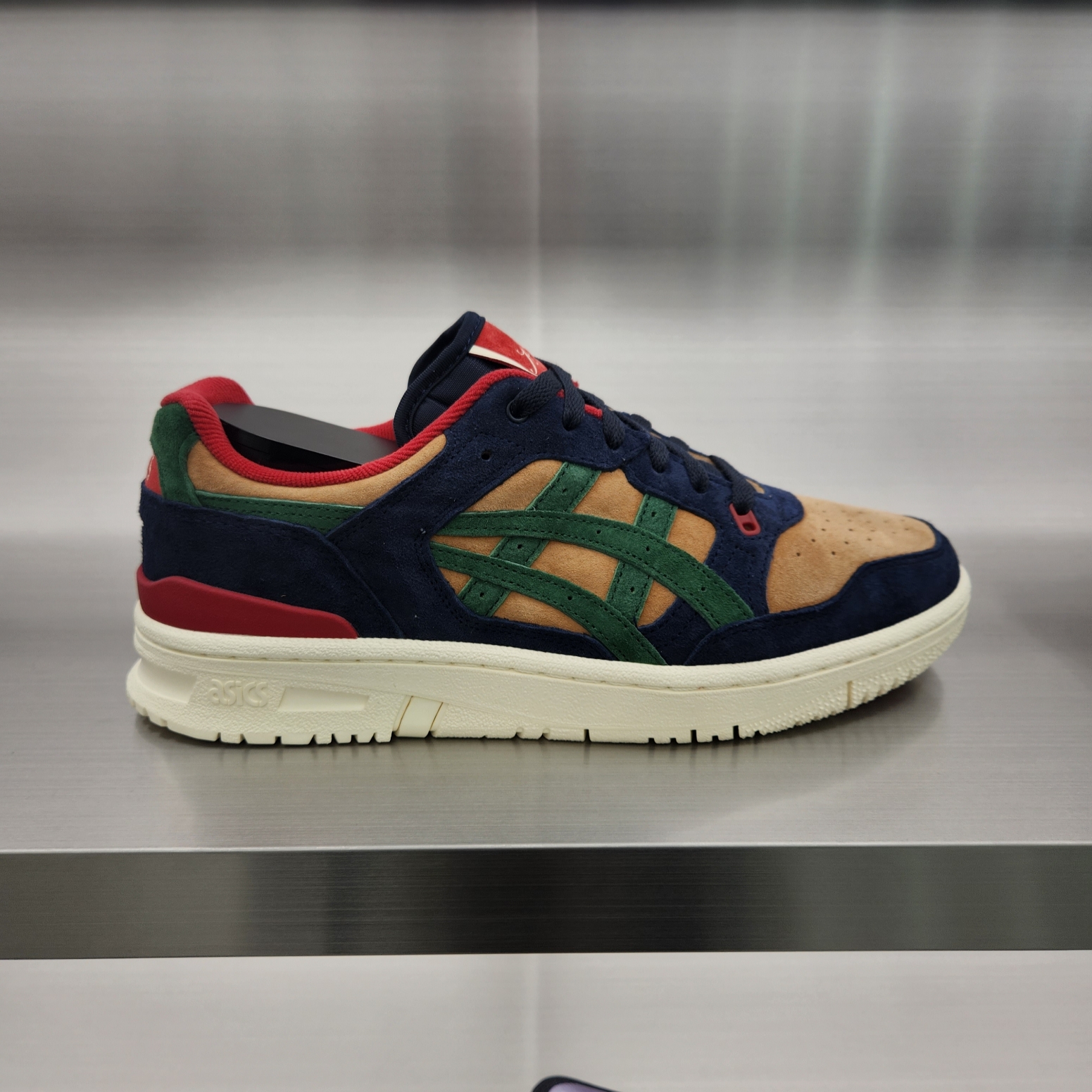 Asics x Kith EX89 Kithmas Outdoor 착용 스타일 - 1