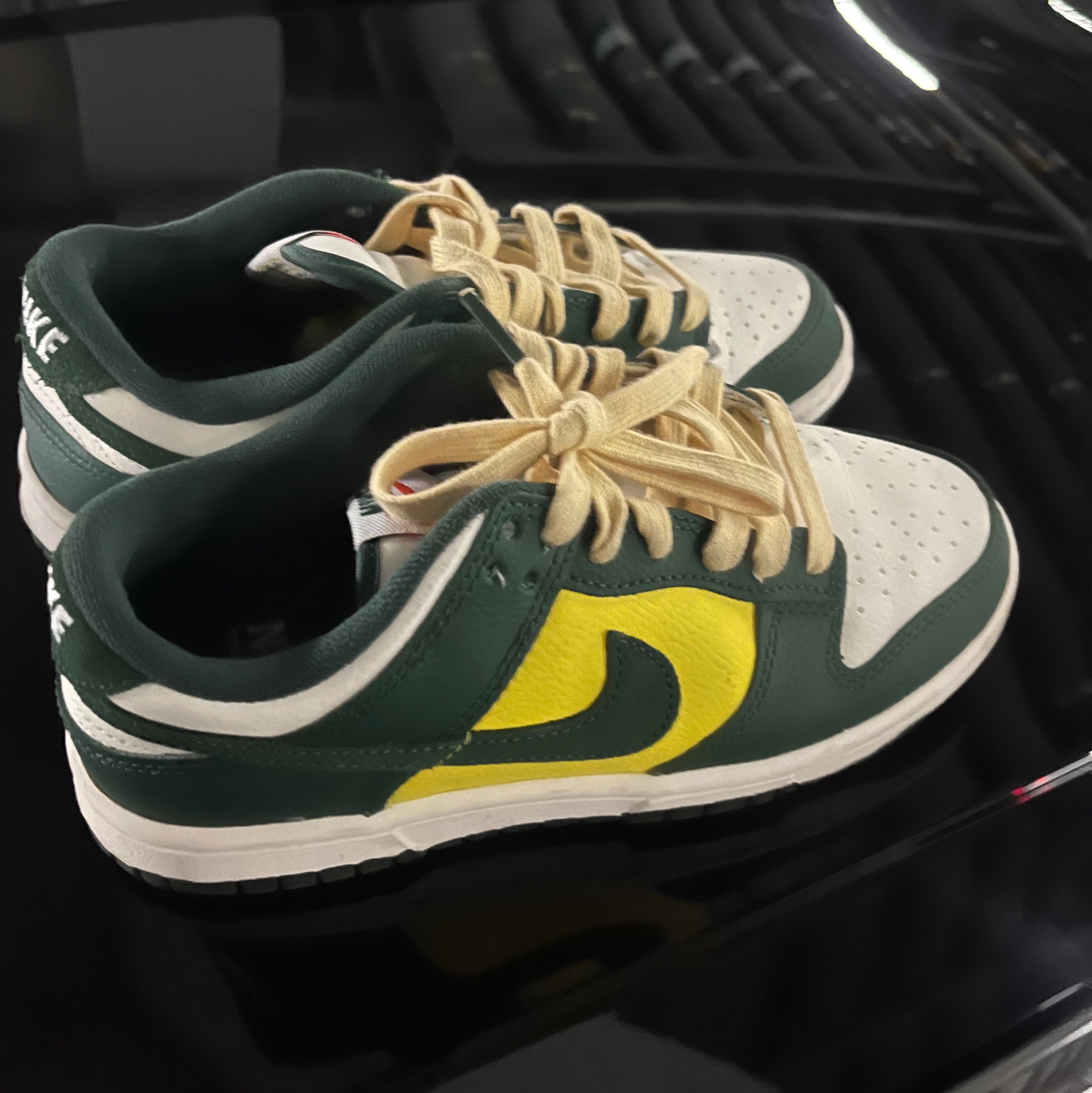 (W) Nike Dunk Low SE Opti Noble Green 착용 스타일
