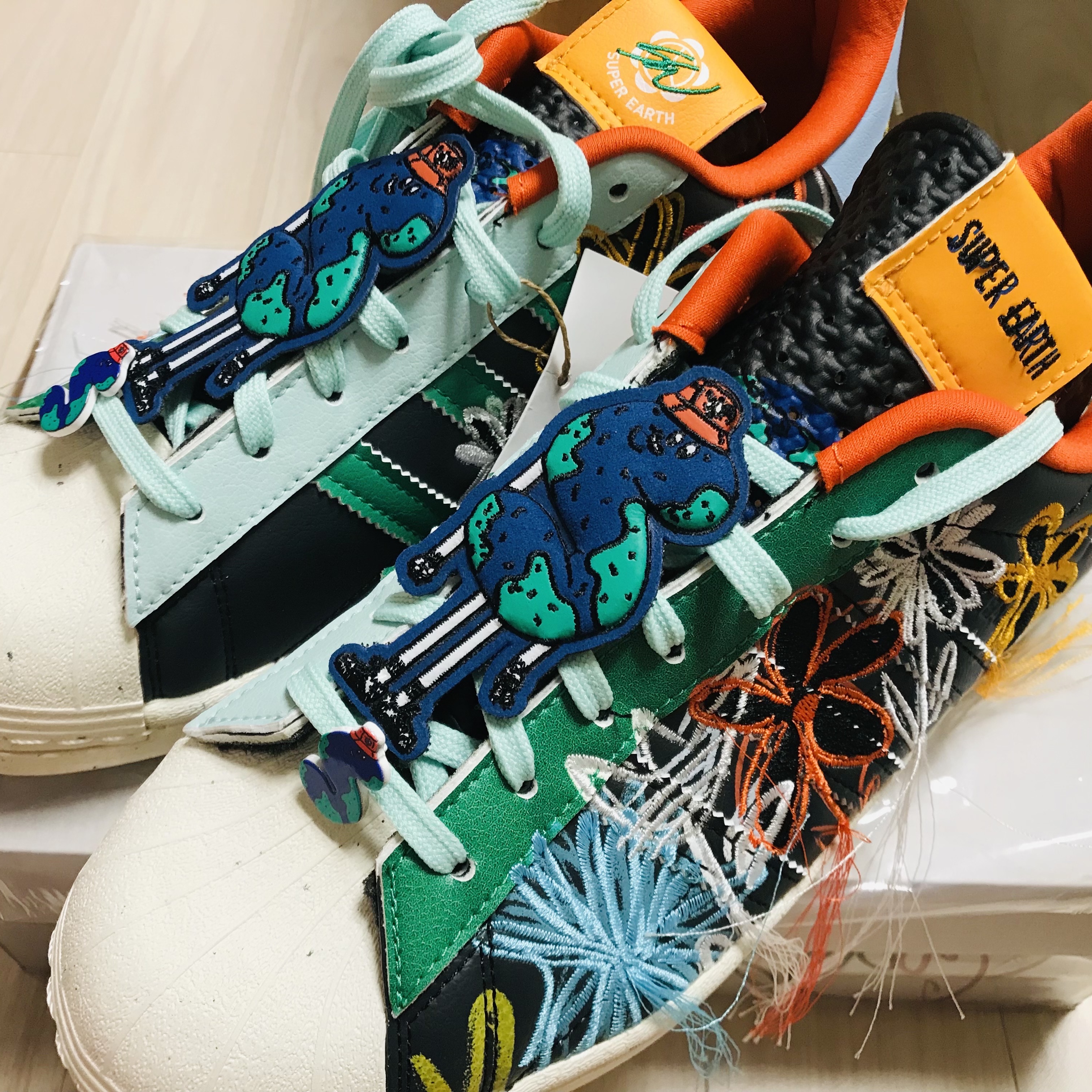 Adidas x Sean Wotherspoon Superstar Superearth Black 착용 스타일