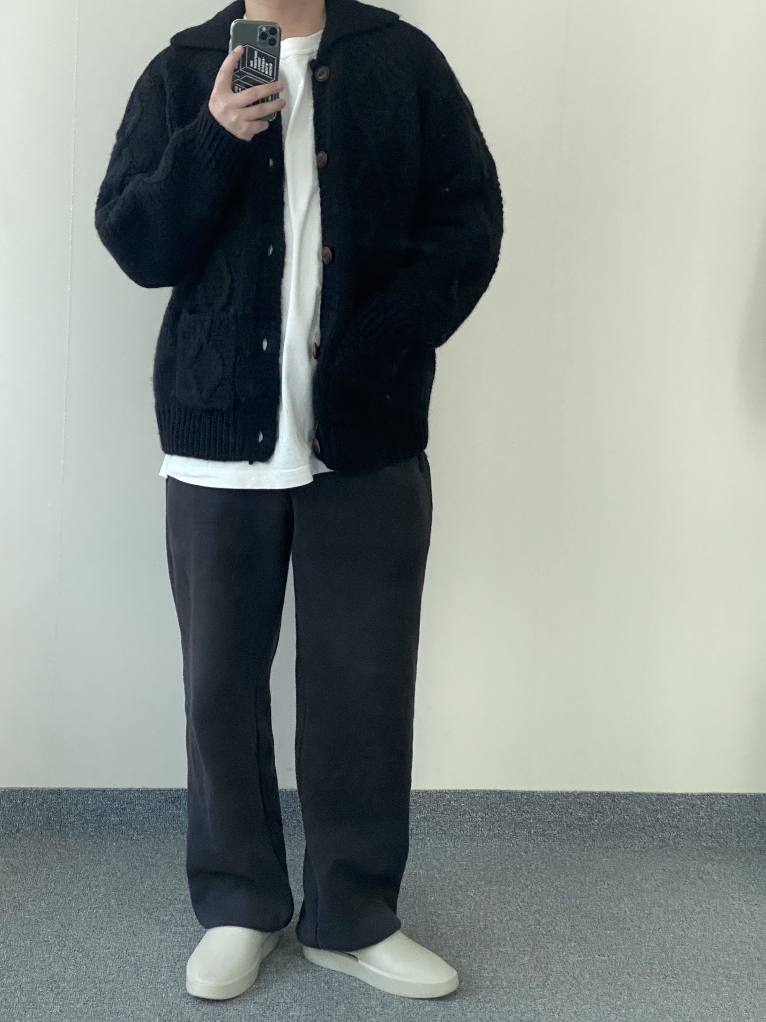 Fear of God The California Cement 착용 스타일