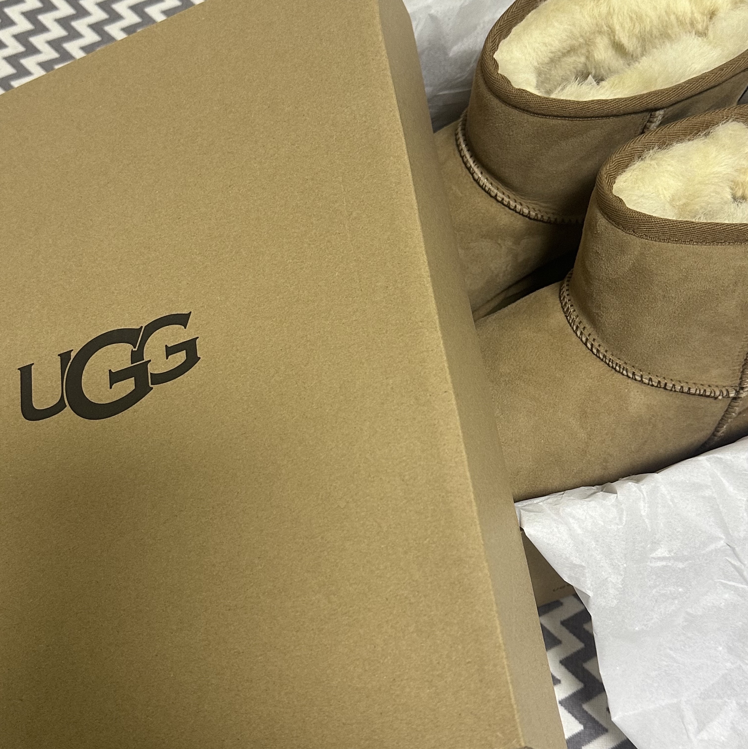 (W) UGG Classic Mini II Boots Chestnut 착용 스타일