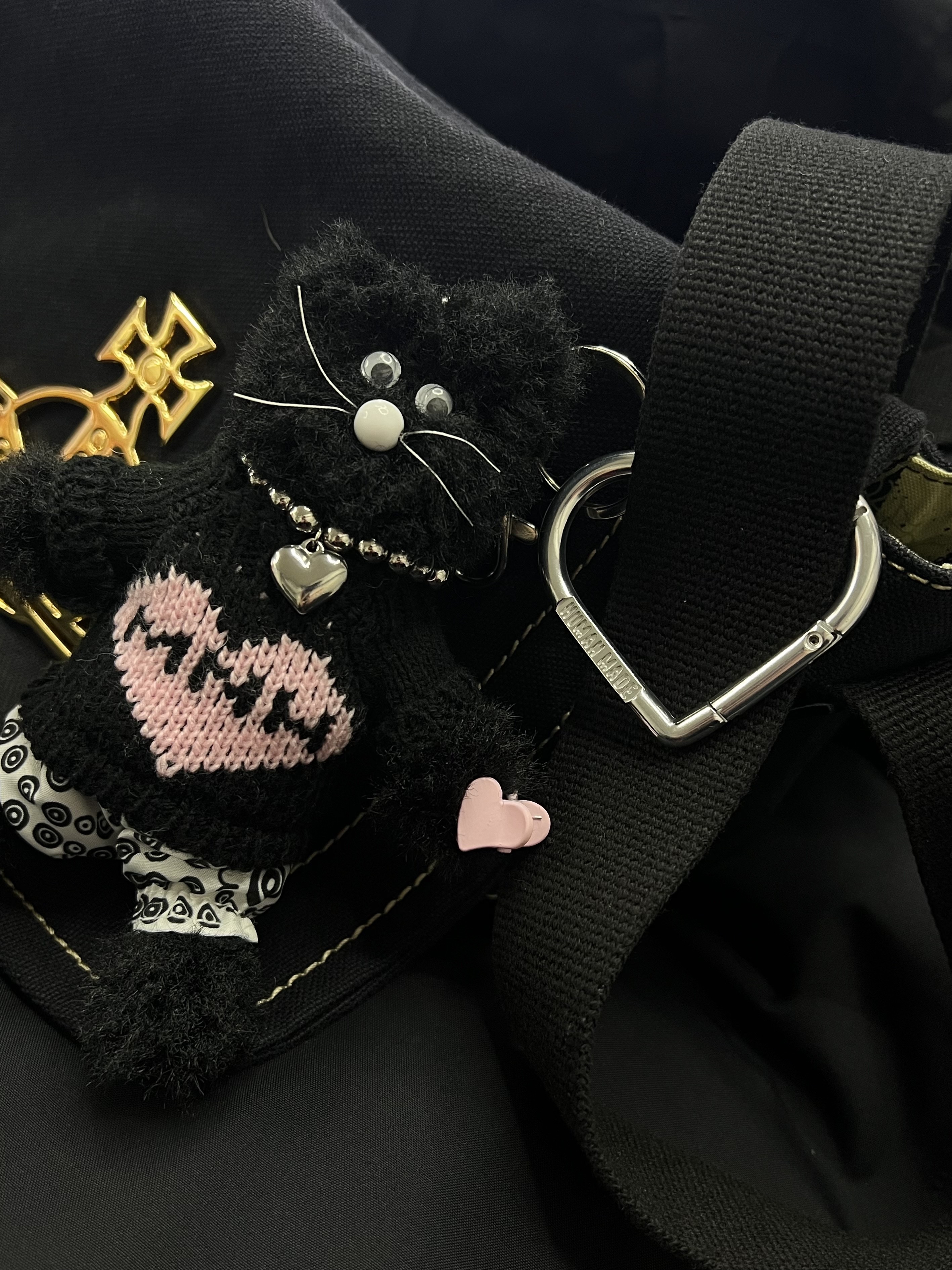 Human Made Heart Carabiner Silver, Monamhee x 10 Corso Como Bianco Keyring Black 착용 스타일 - 1