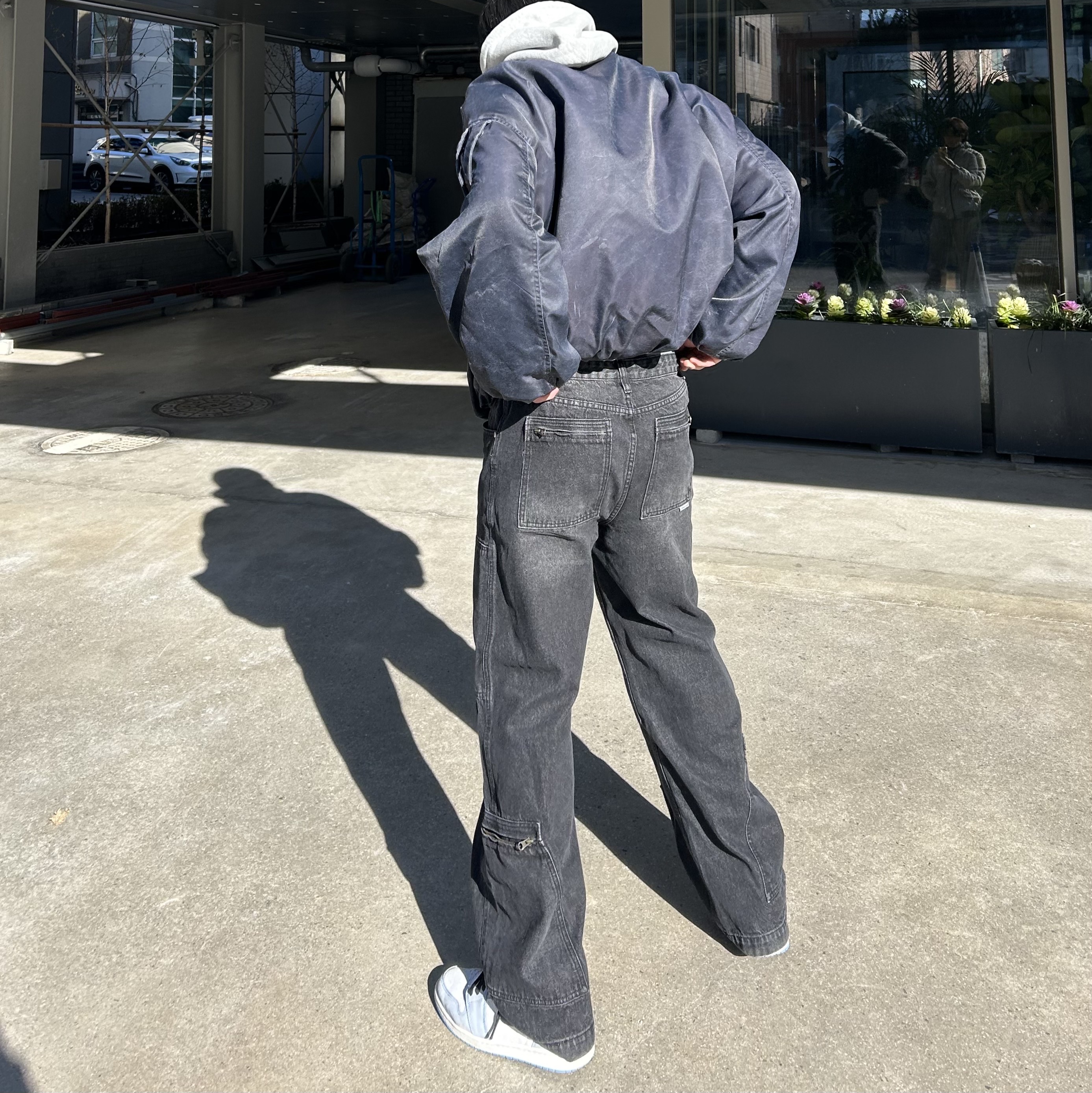 Nonnod x Undermycar Esker Jacket Distressed Midnight 착용 스타일 - 1