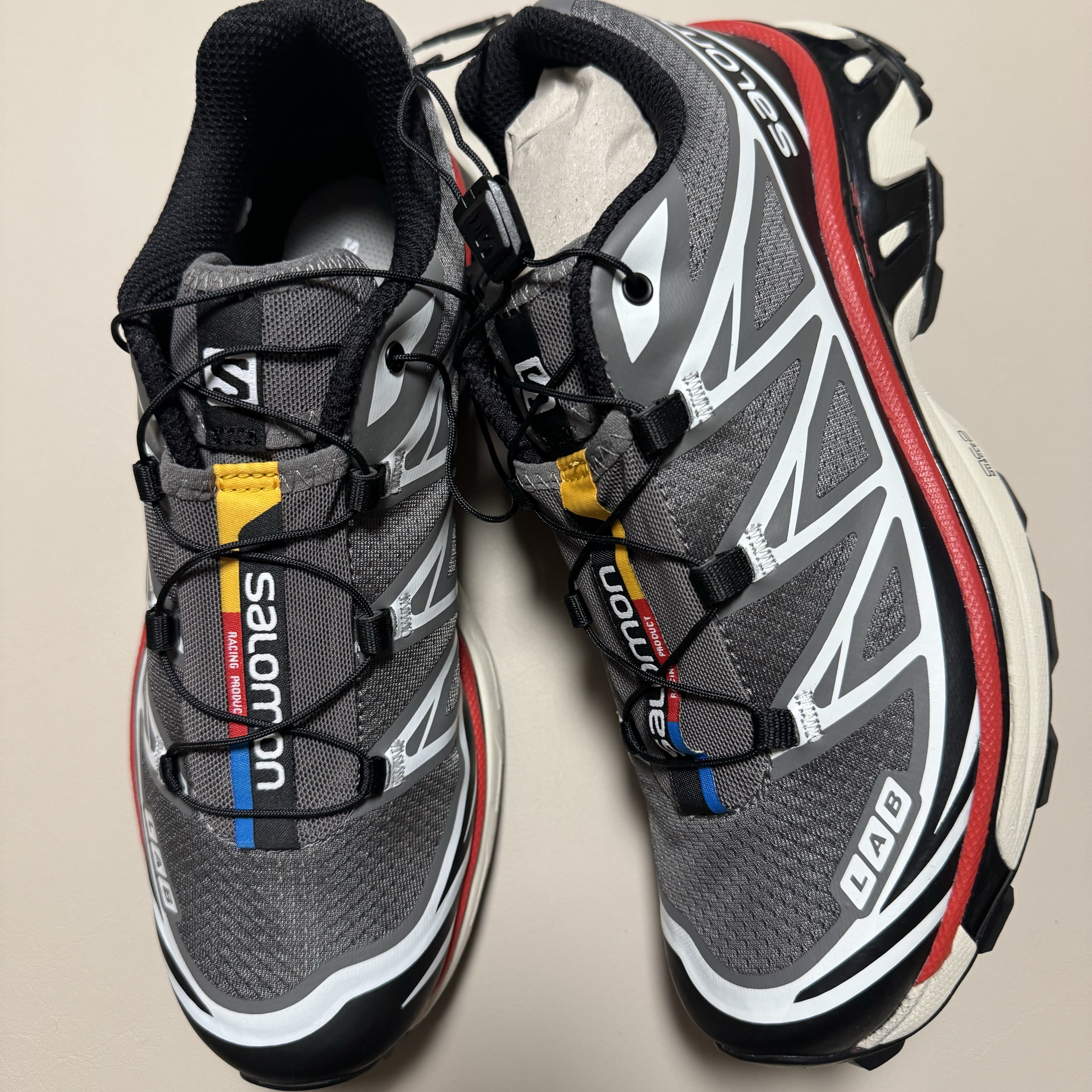 Salomon XT-6 Black Falcon 착용 스타일
