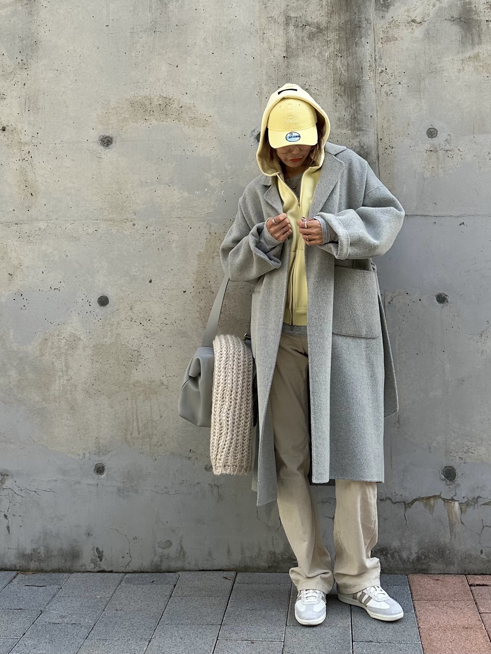 Adidas x Kasina Samba Consortium Cup Off White Trace Khaki, (Kids) Essentials Full Zip Hoodie Canary - 22FW 착용 스타일 - 2