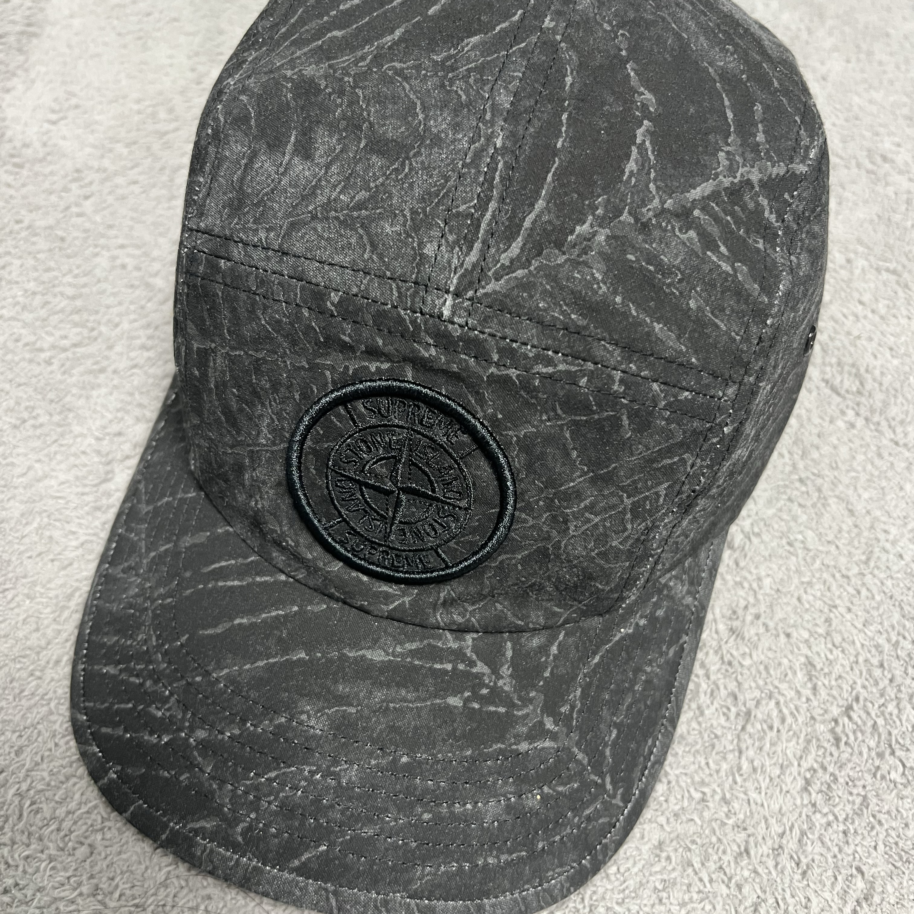 Supreme x Stone Island Camp Cap Black - 23FW 착용 스타일