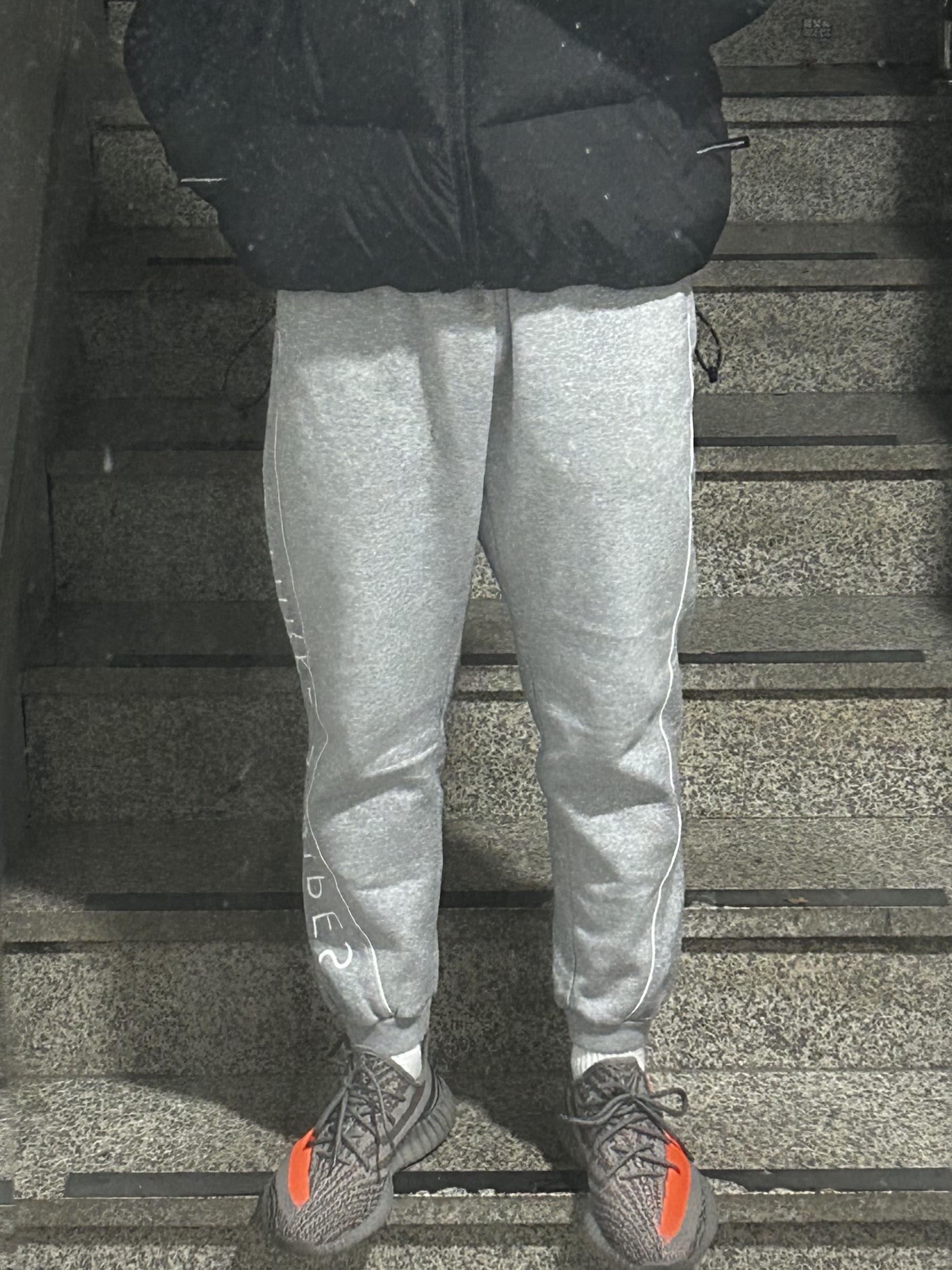 Adidas Yeezy Boost 350 V2 Beluga - Reflective 착용 스타일