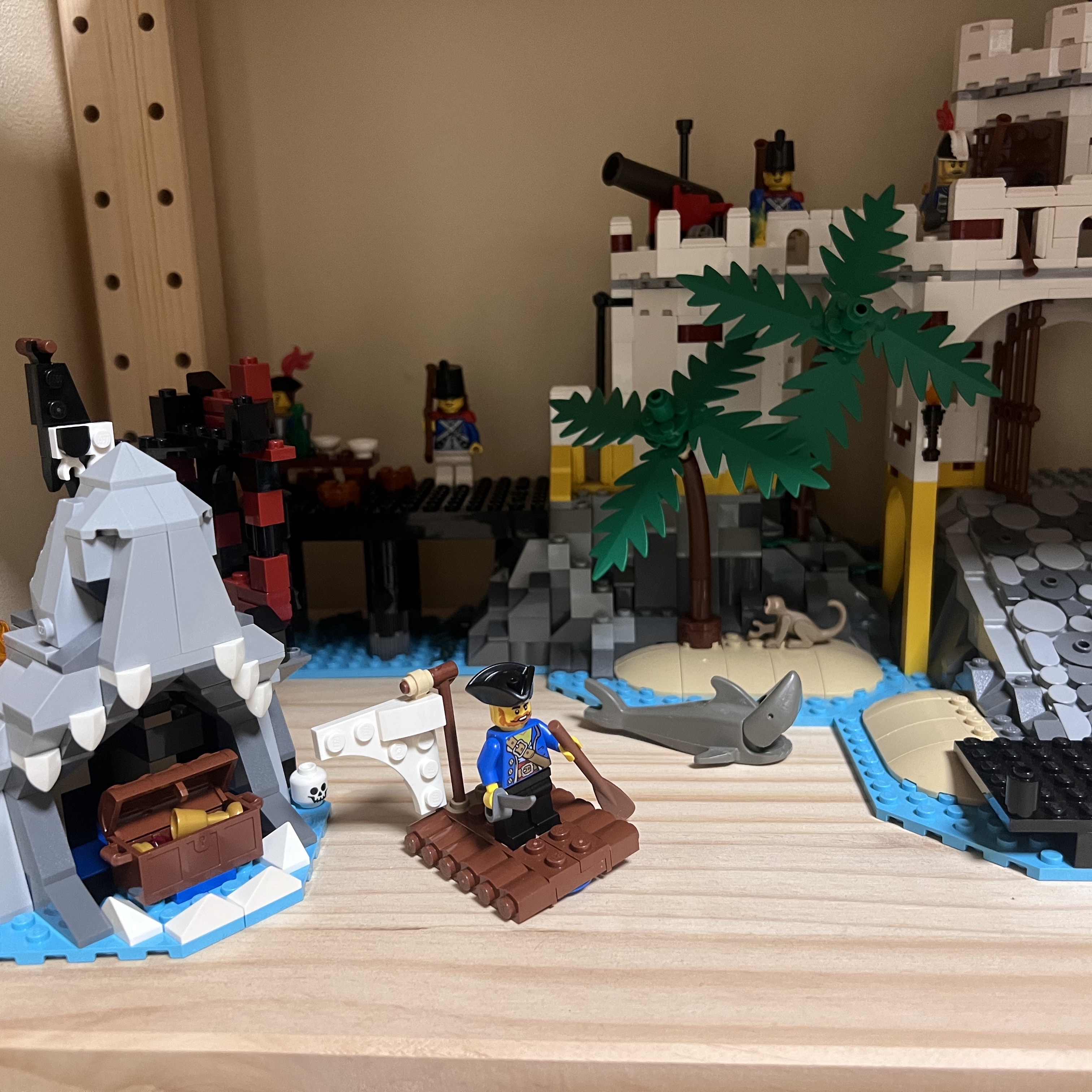 Lego Scary Pirate Island, Lego Eldorado Fortress 착용 스타일 - 2