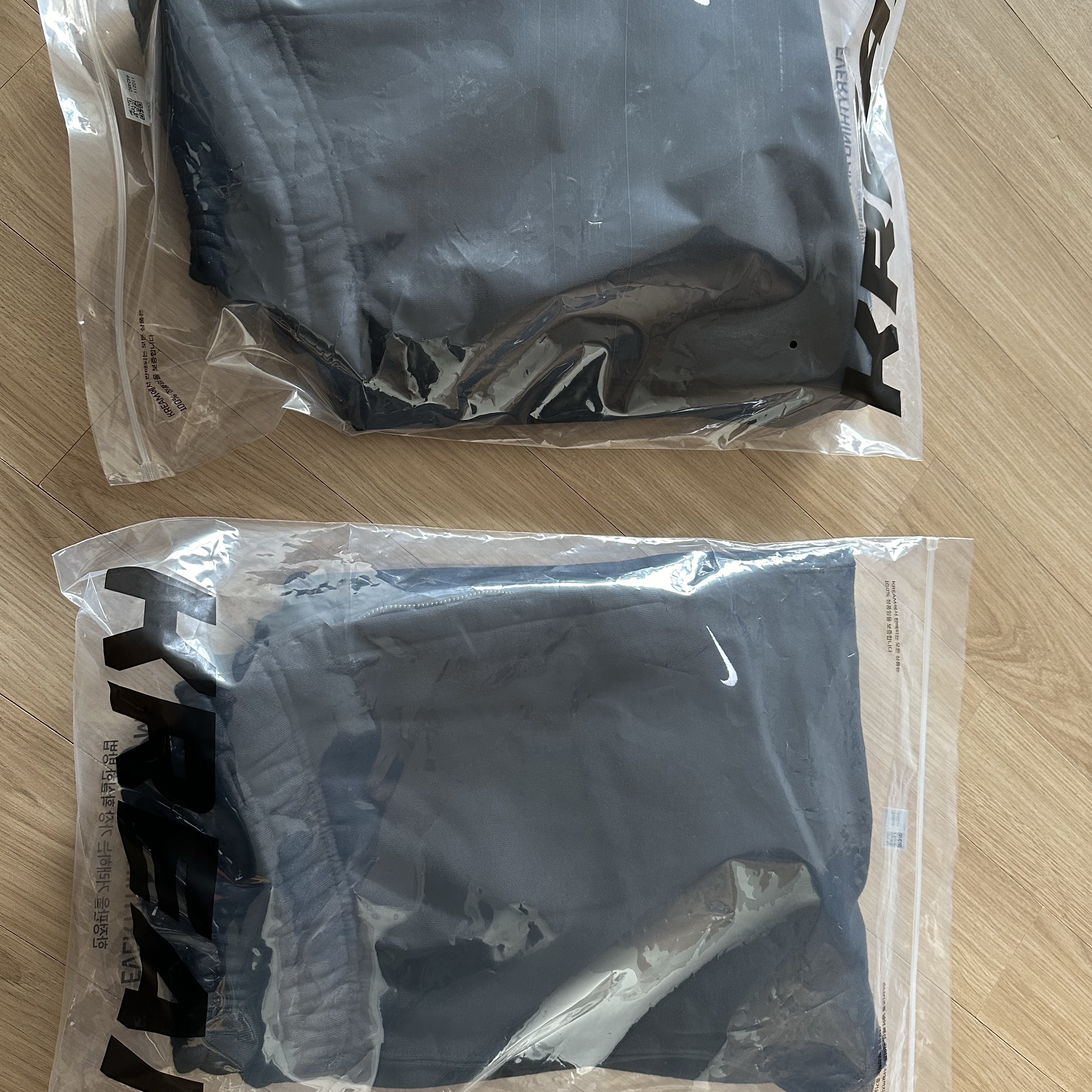 Nike NRG Solo Swoosh Fleece Pants Black White - Asia 착용 스타일 - 4