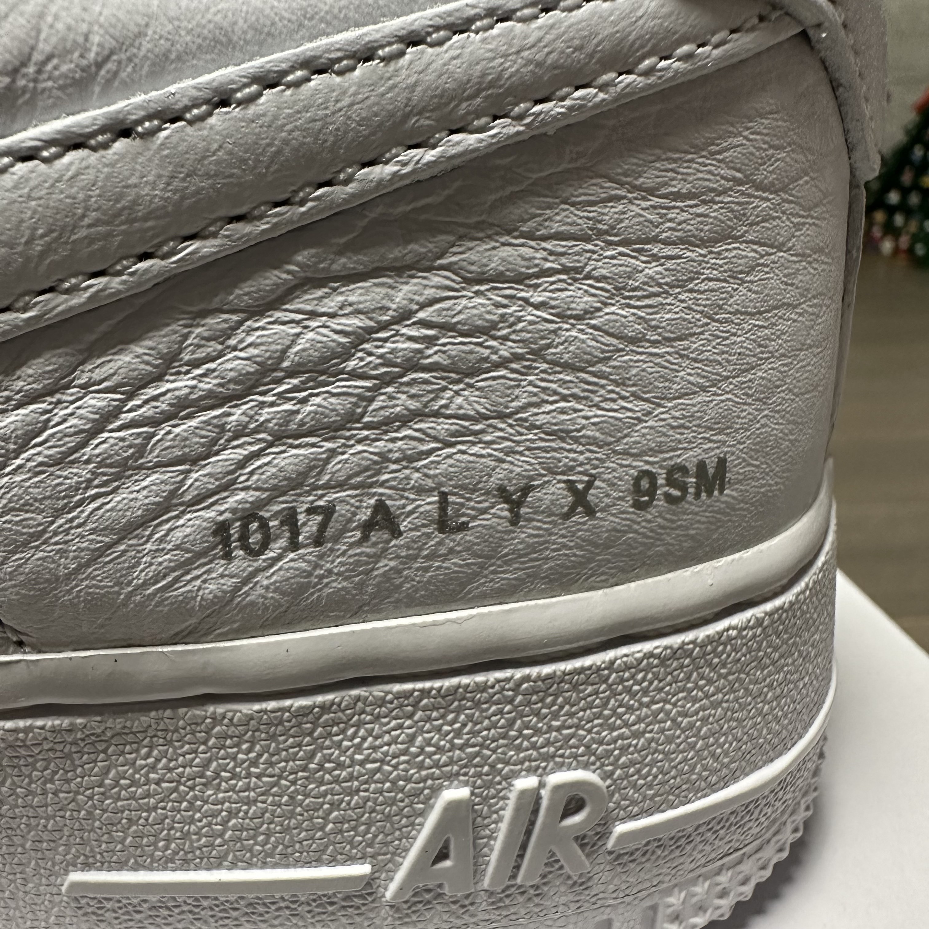 Nike x 1017 Alyx 9SM Air Force 1 Low SP White 착용 스타일 - 4