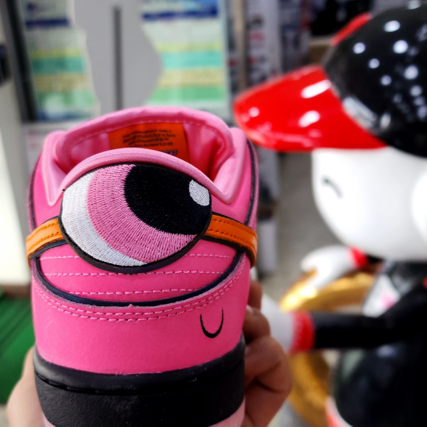 Nike x The Powerpuff Girls SB Dunk Low Pro QS Blossom 착용 스타일 - 4