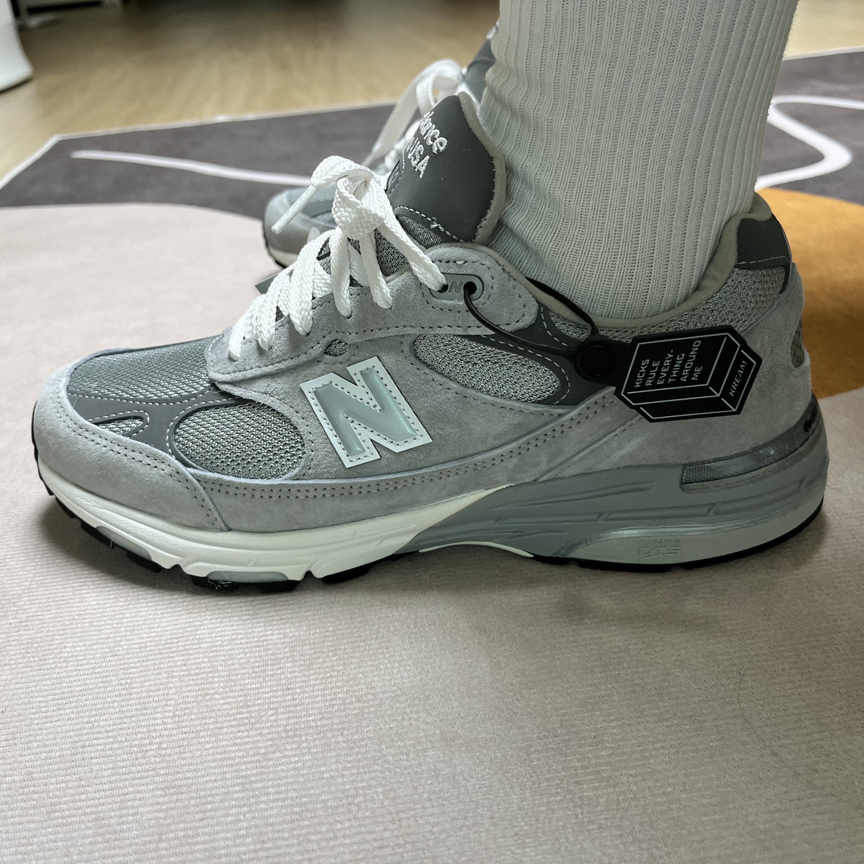 New Balance 993 Made in USA Grey - D Standard 착용 스타일 - 3