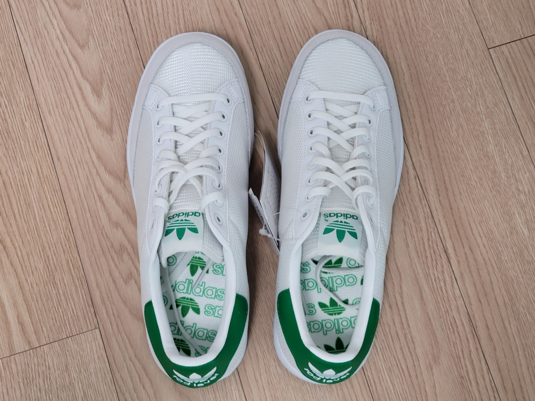 Adidas Rod Laver Running White Fairway 착용 스타일 - 1