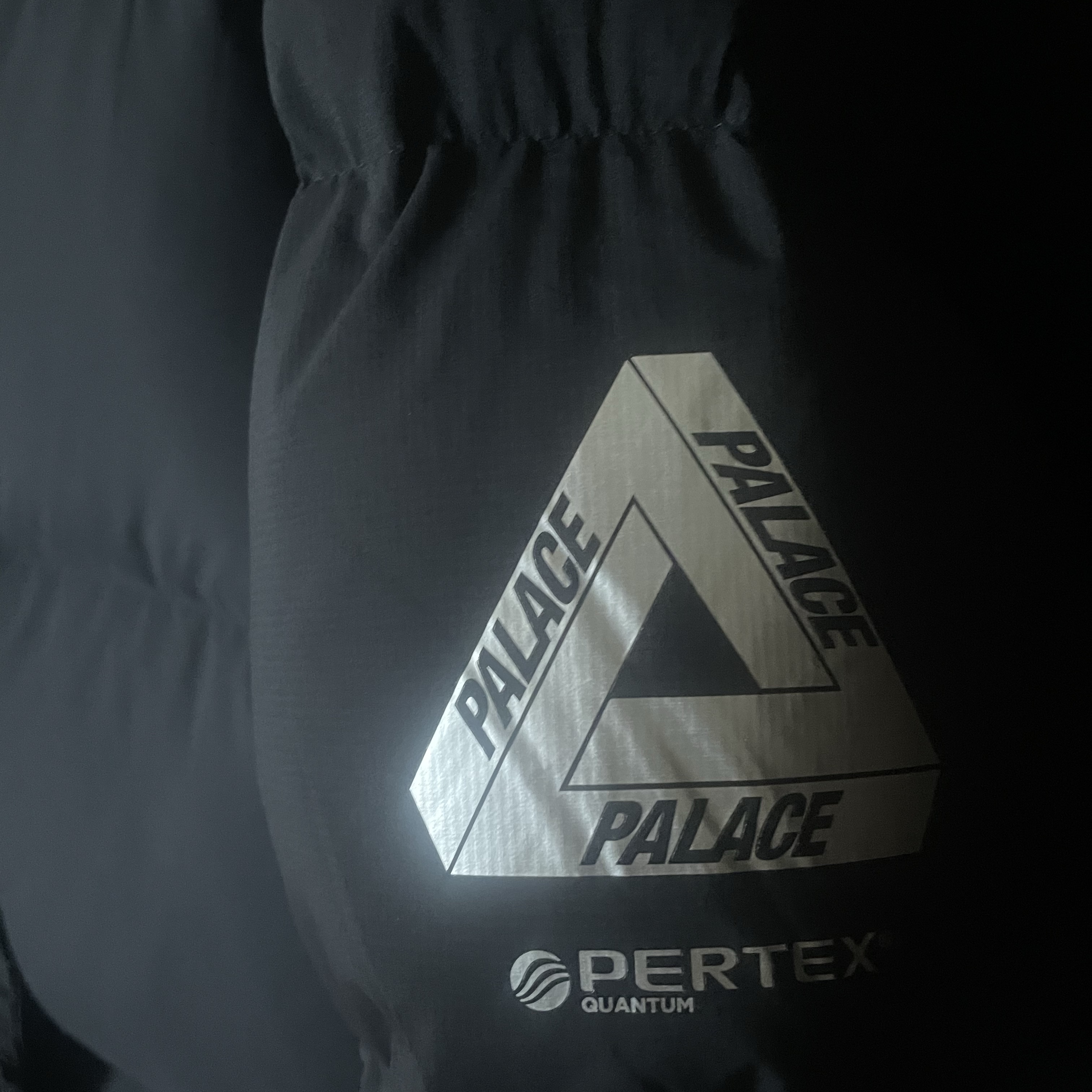 Palace Pertex Matte Balaclava Puffa Black - 23FW 착용 스타일