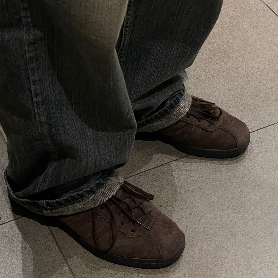 Adidas Tobacco Gruen Dark Brown 착용 스타일