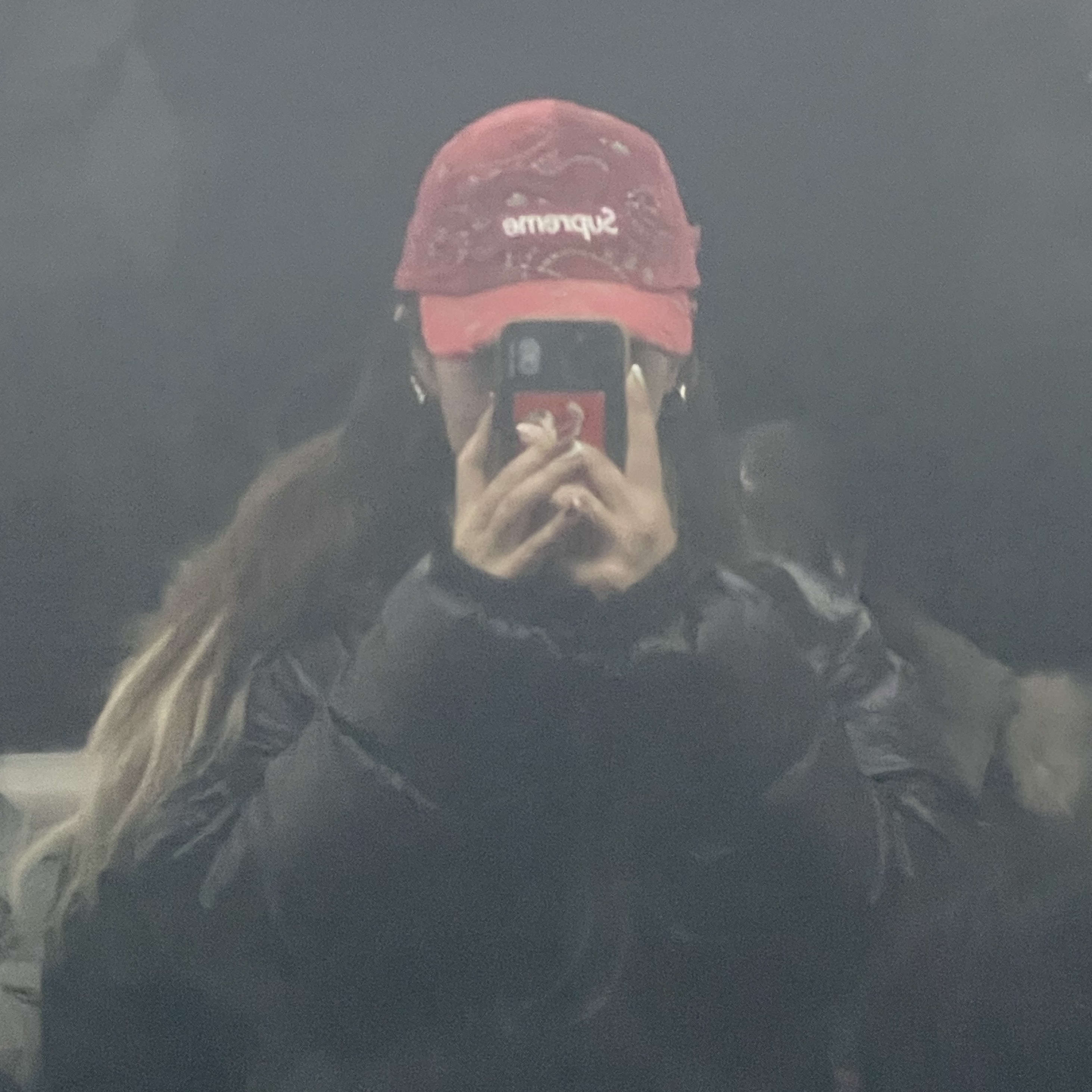 Supreme Velvet Paisley Camp Cap Red - 23FW 착용 스타일