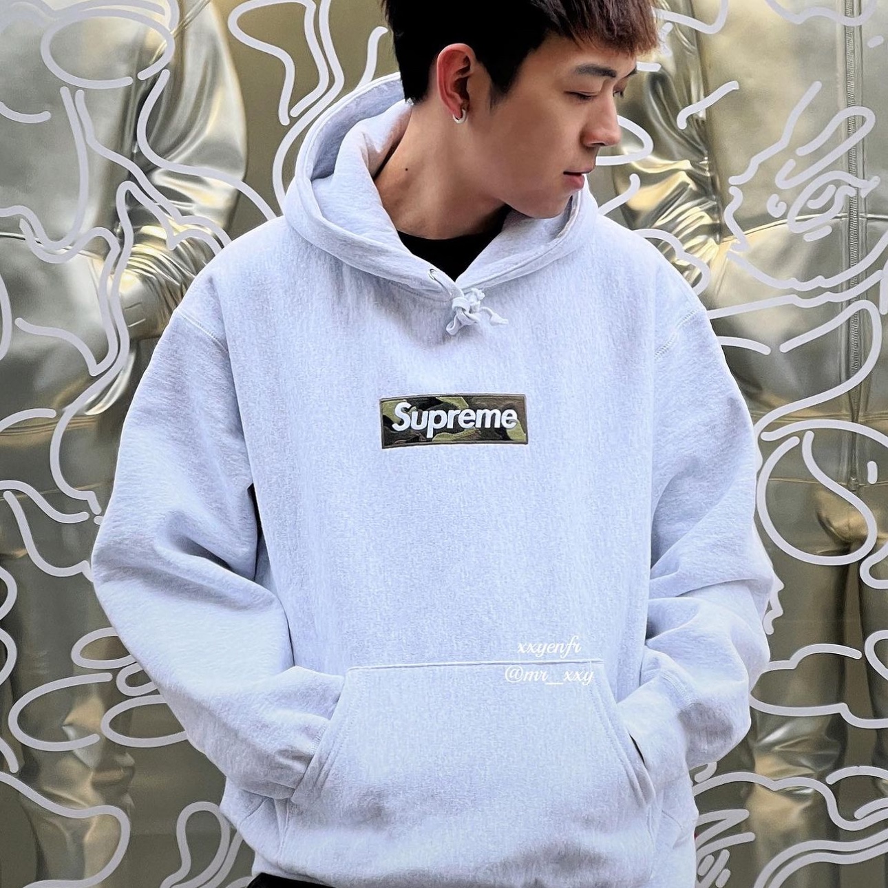 Supreme Box Logo Hooded Sweatshirt Ash Grey - 23FW 착용 스타일 - 4