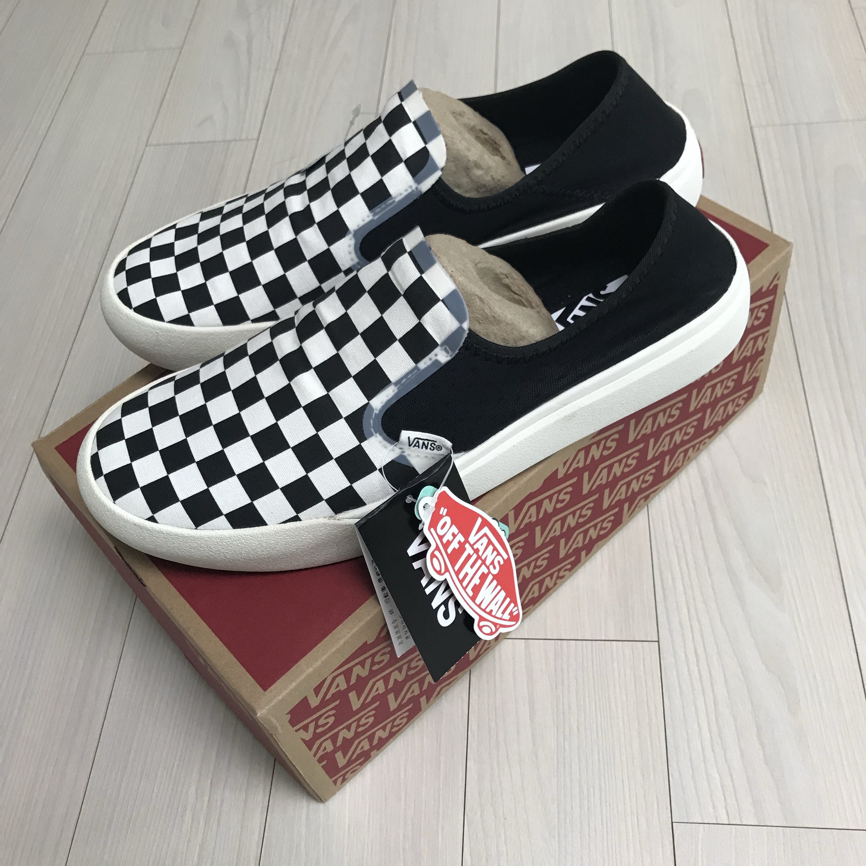 Vans Checkerboard Comfycush One Black 착용 스타일