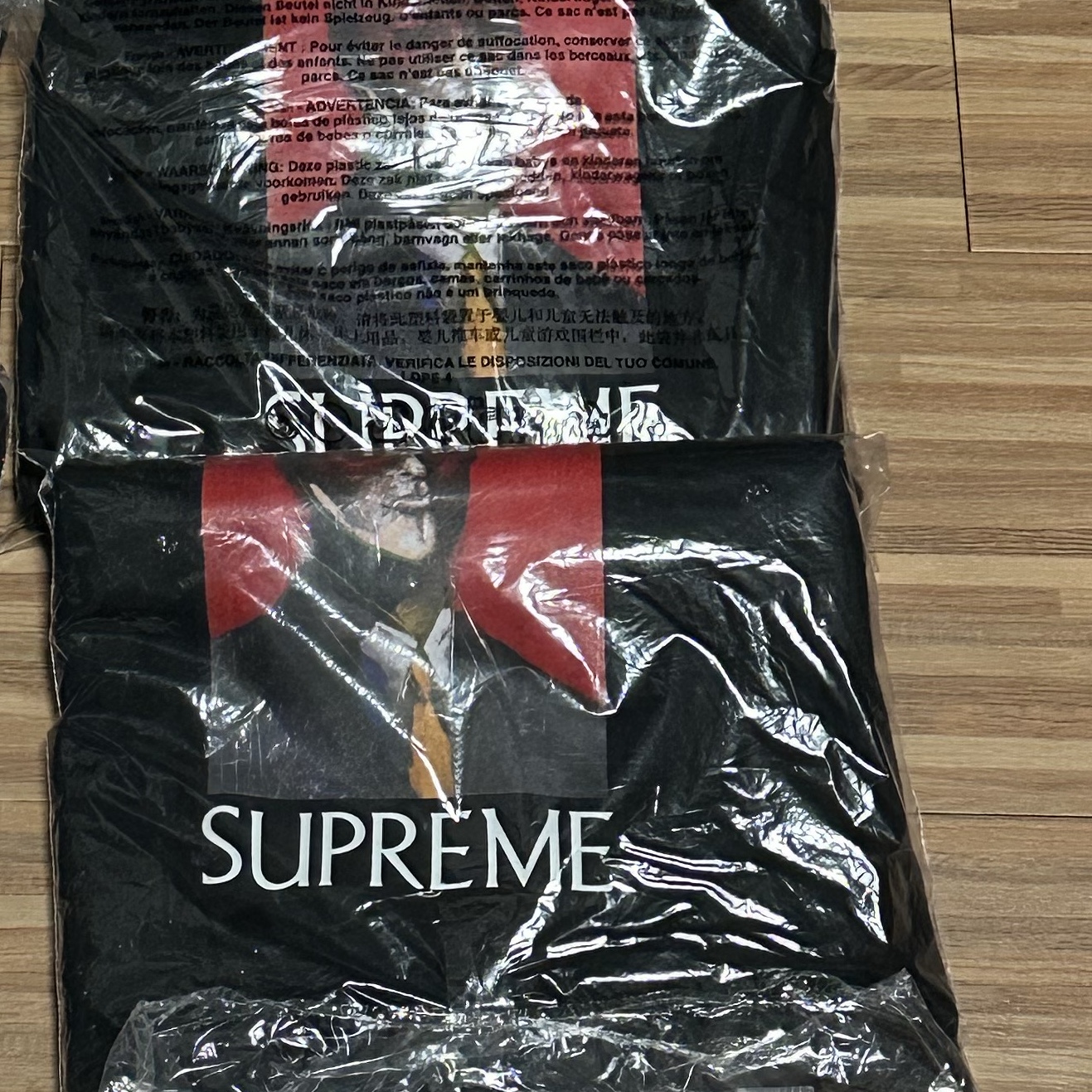 Supreme American Psycho T-Shirt Black - 23FW 착용 스타일
