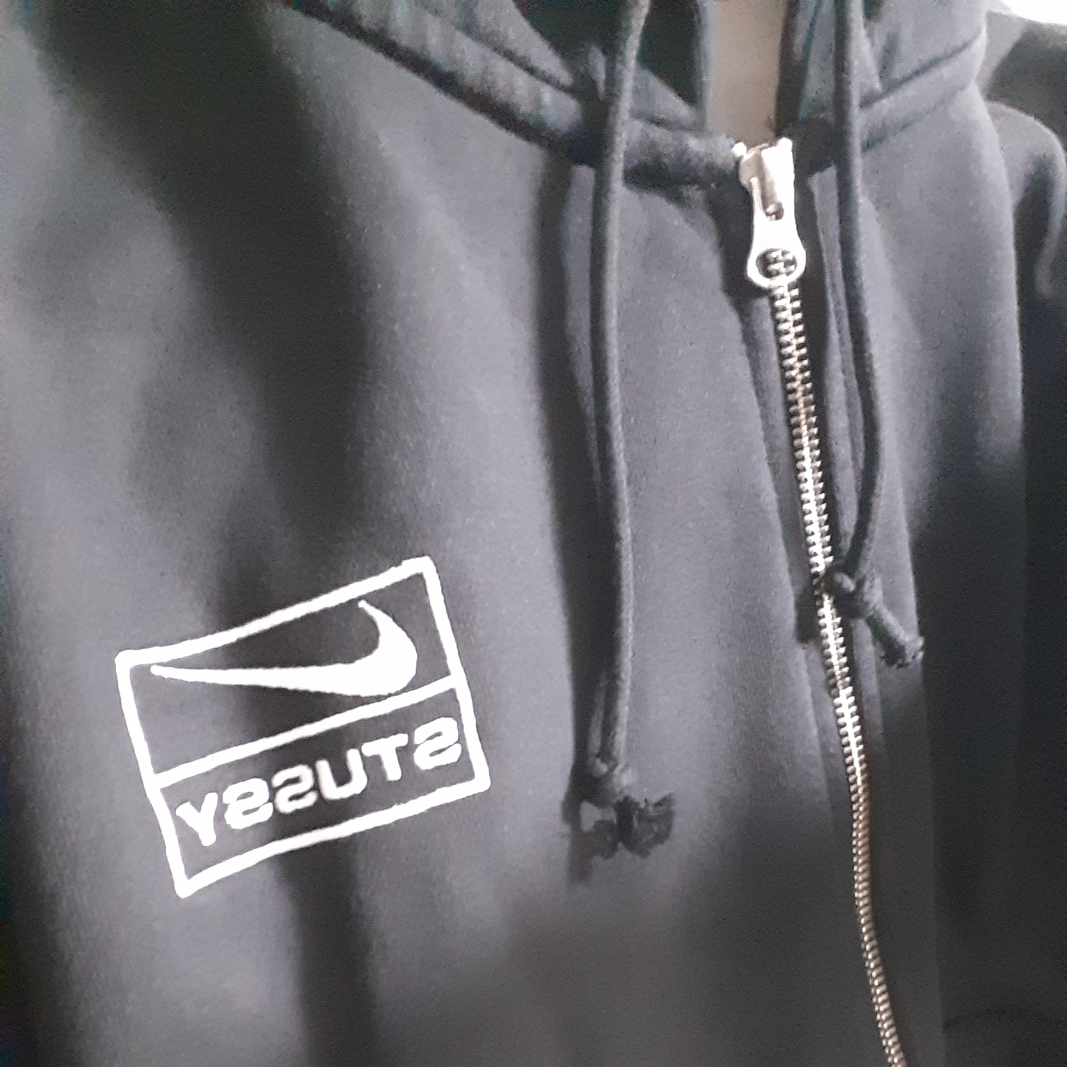 Nike x Stussy Full Zip Washed Fleece Hoodie Black (FJ9175-010) 착용 스타일 - 1