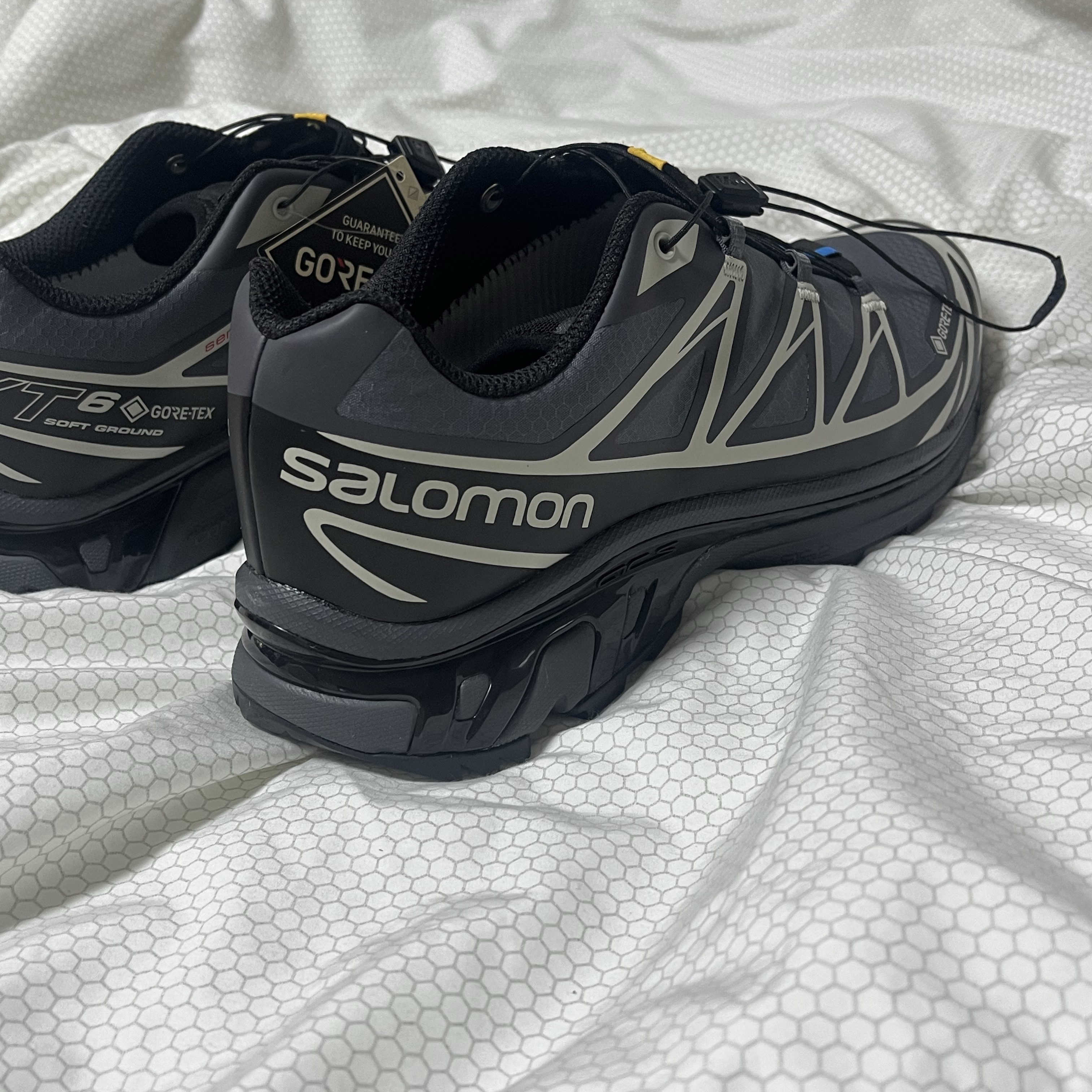 Salomon XT-6 Gore-Tex Black Ebony 착용 스타일 - 3