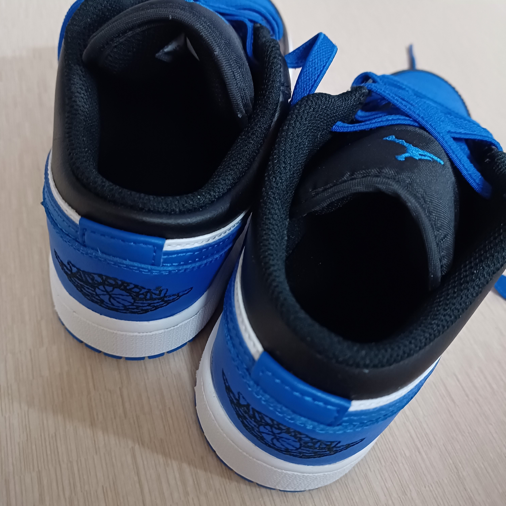 (GS) Jordan 1 Low Royal Toe 착용 스타일 - 1
