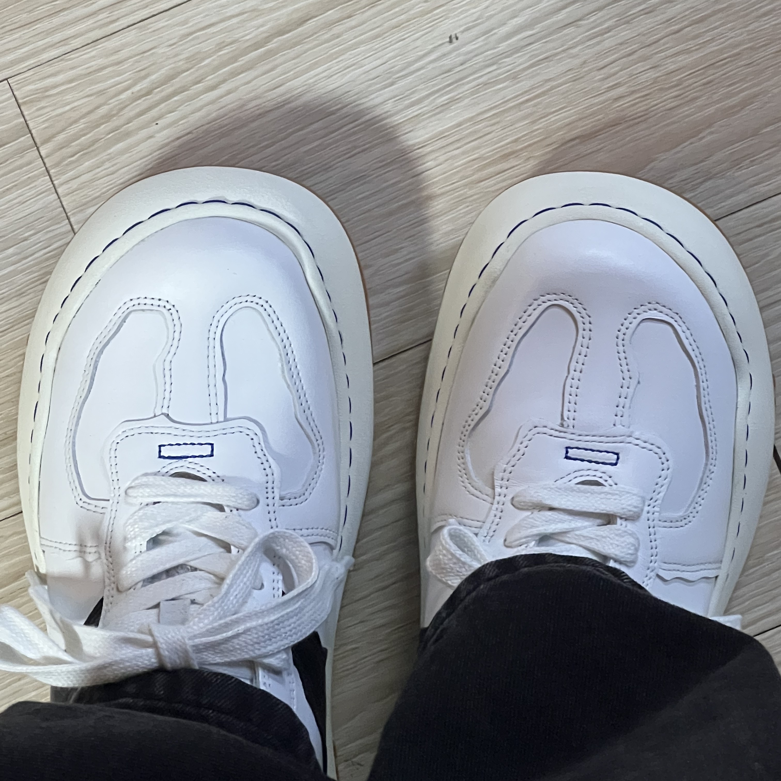 Ader Error Log; Baus White 착용 스타일