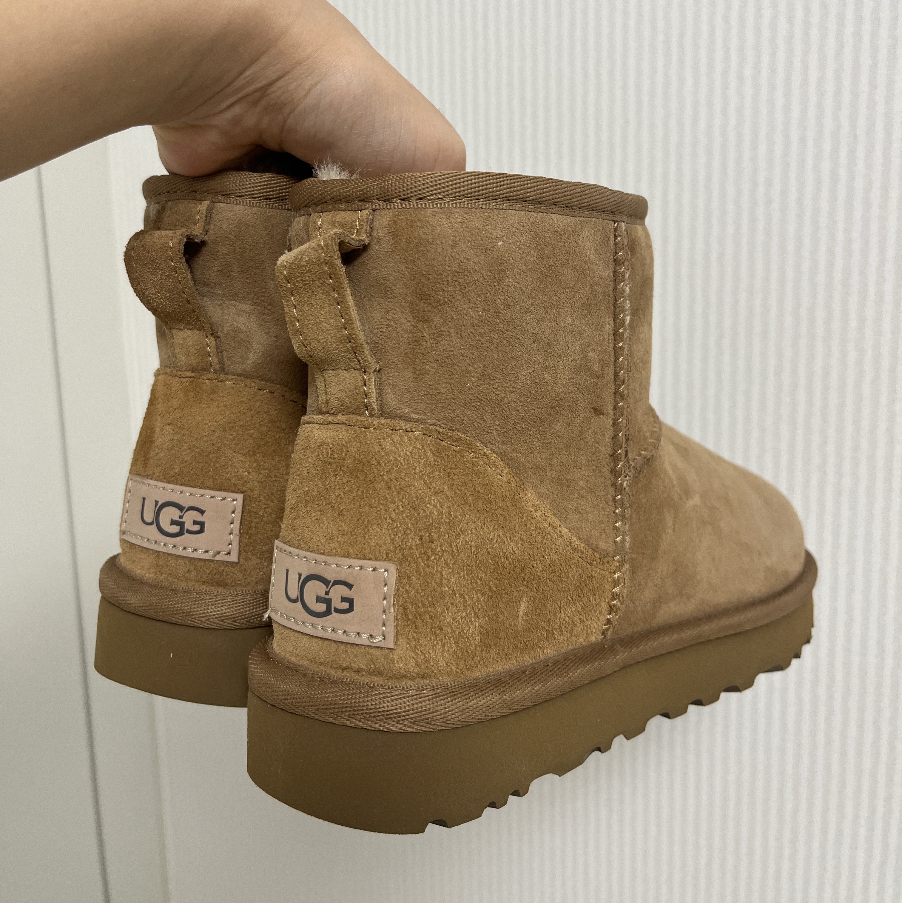 (W) UGG Classic Mini II Boots Chestnut 착용 스타일