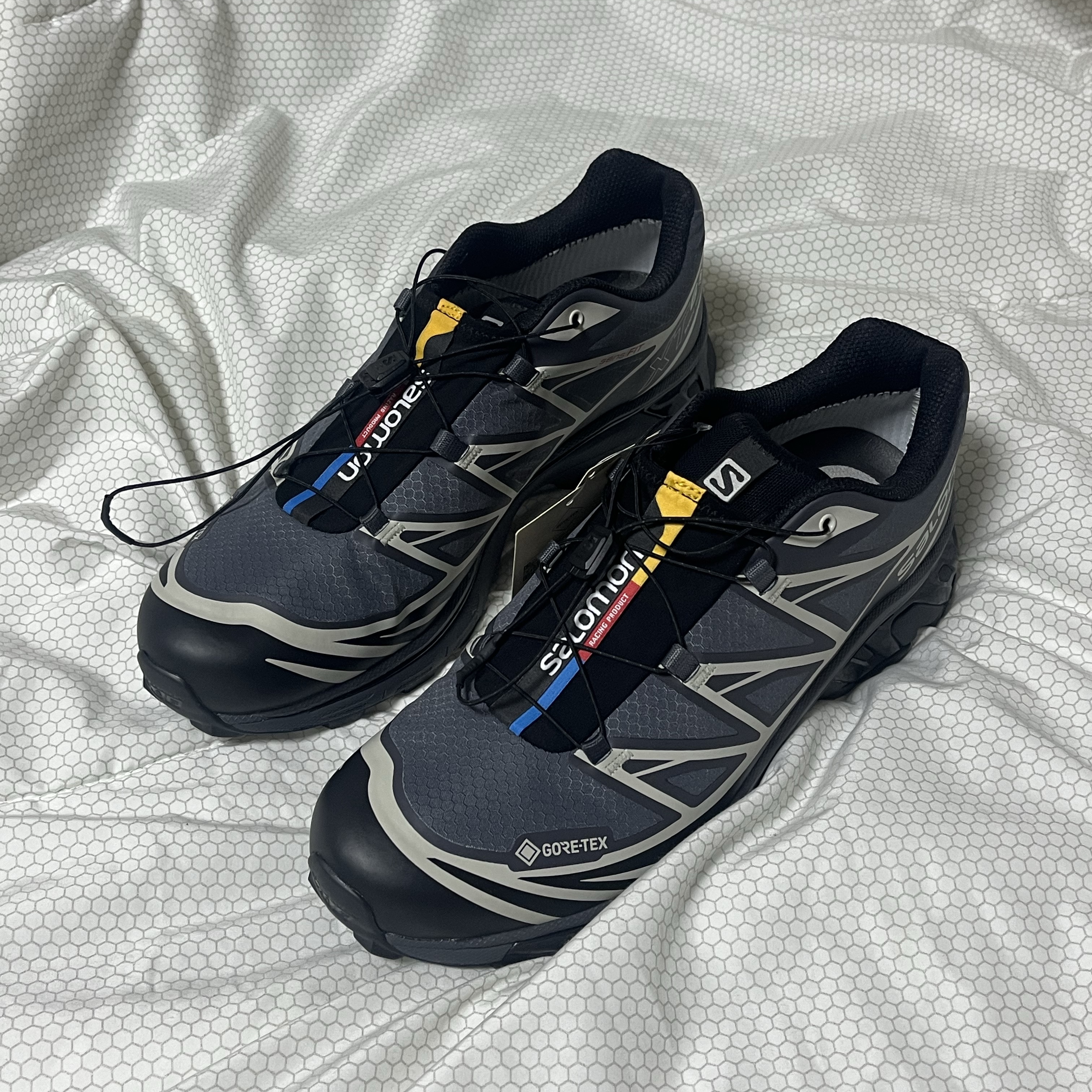 Salomon XT-6 Gore-Tex Black Ebony 착용 스타일 - 1