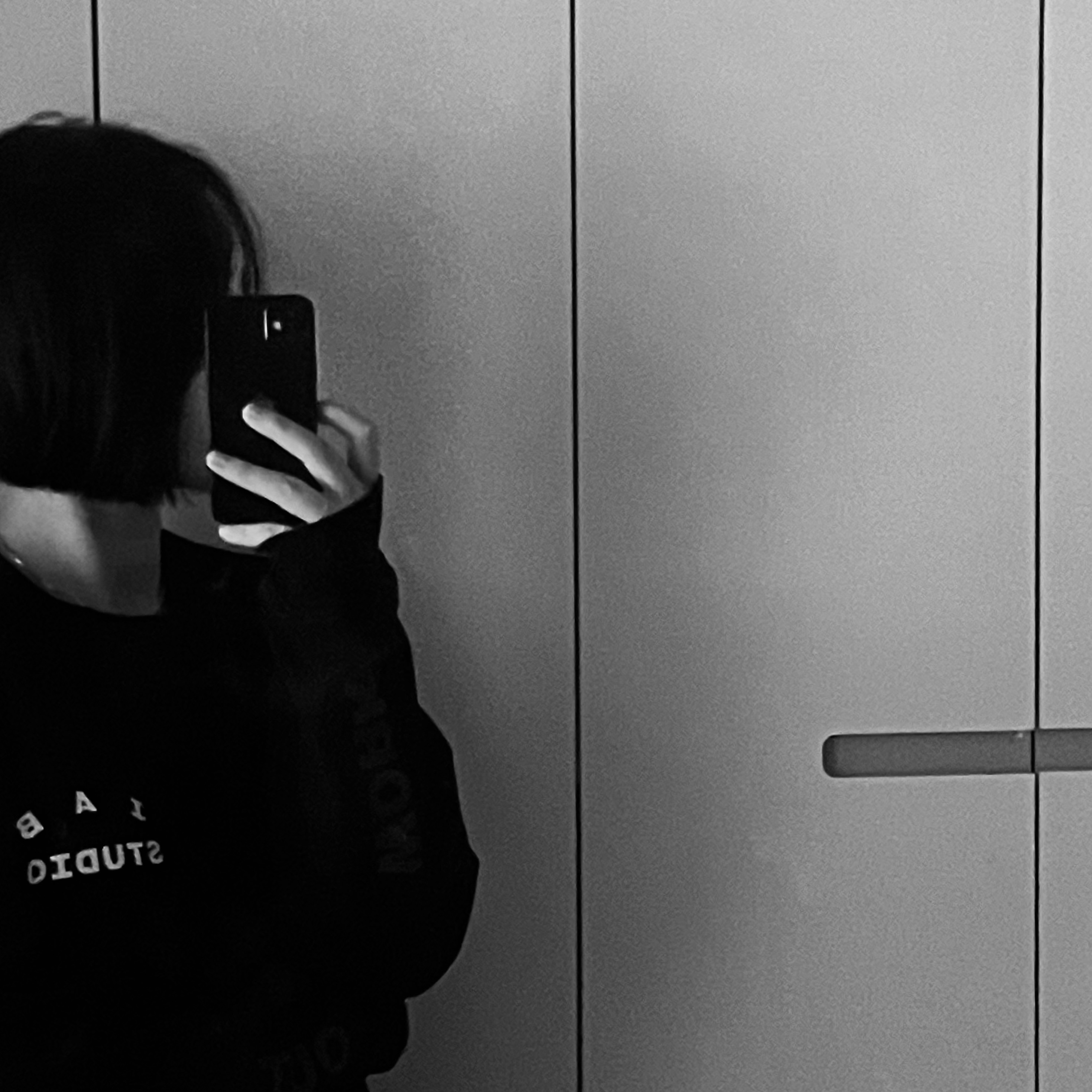 IAB Studio Long Sleeve Black for Worksout 착용 스타일