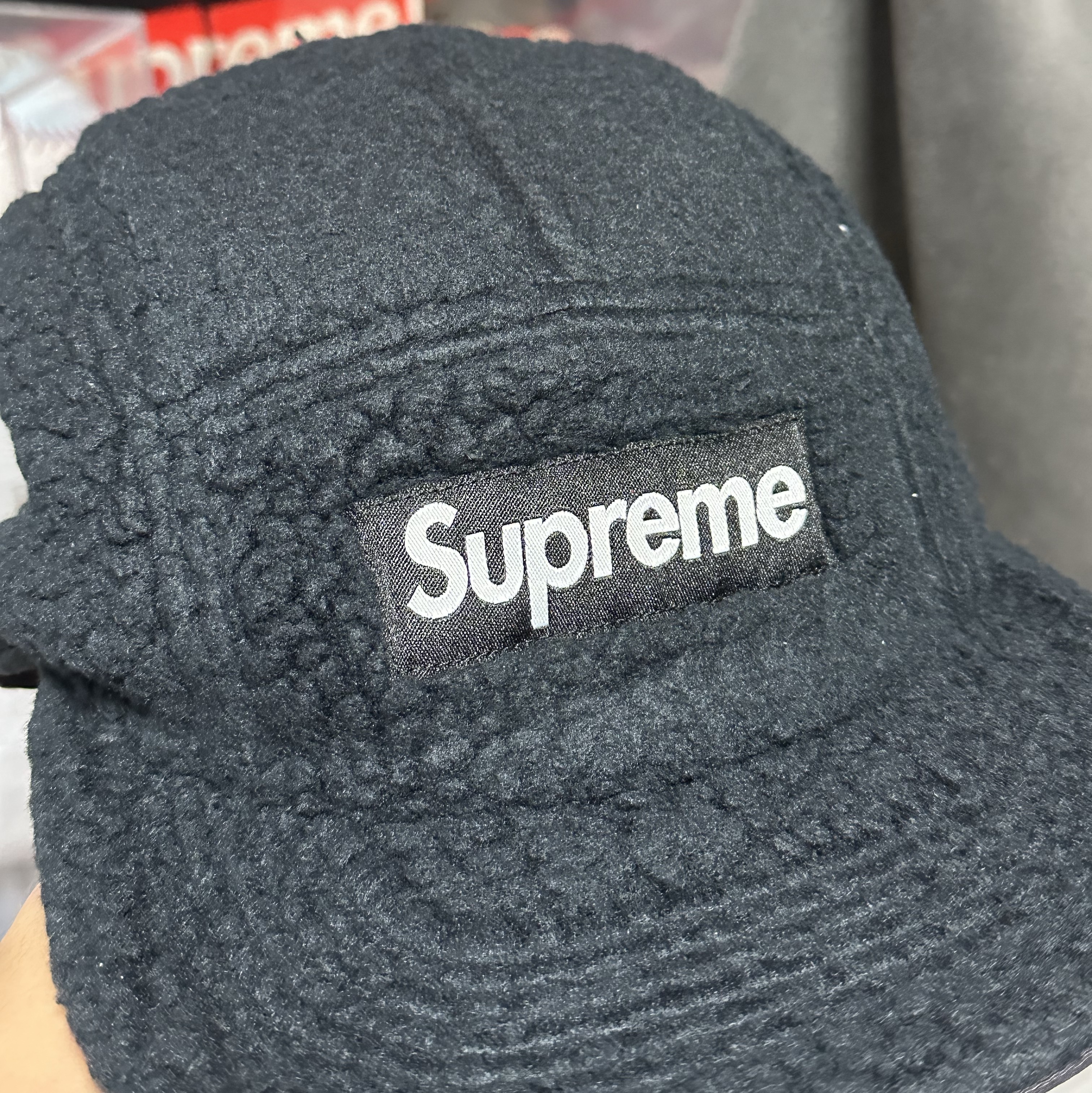 Supreme Polartec Shearling Reversible Camp Cap Black - 23FW 착용 스타일