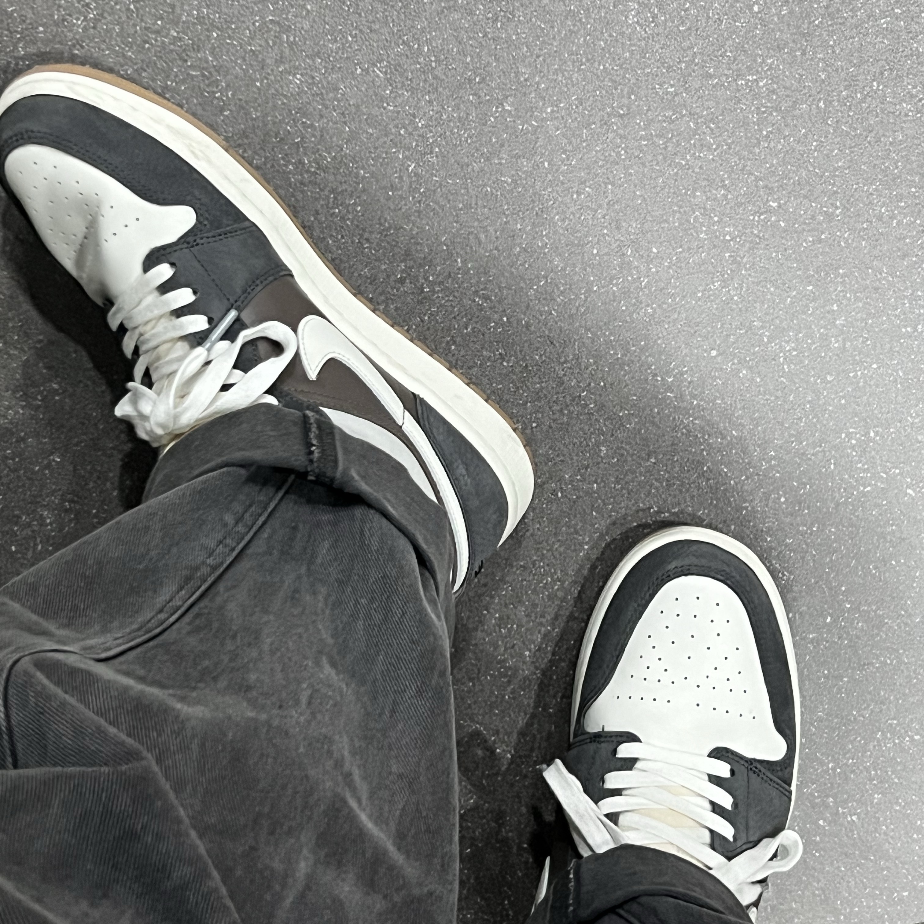 Jordan 1 Low Kkachi 착용 스타일 - 1