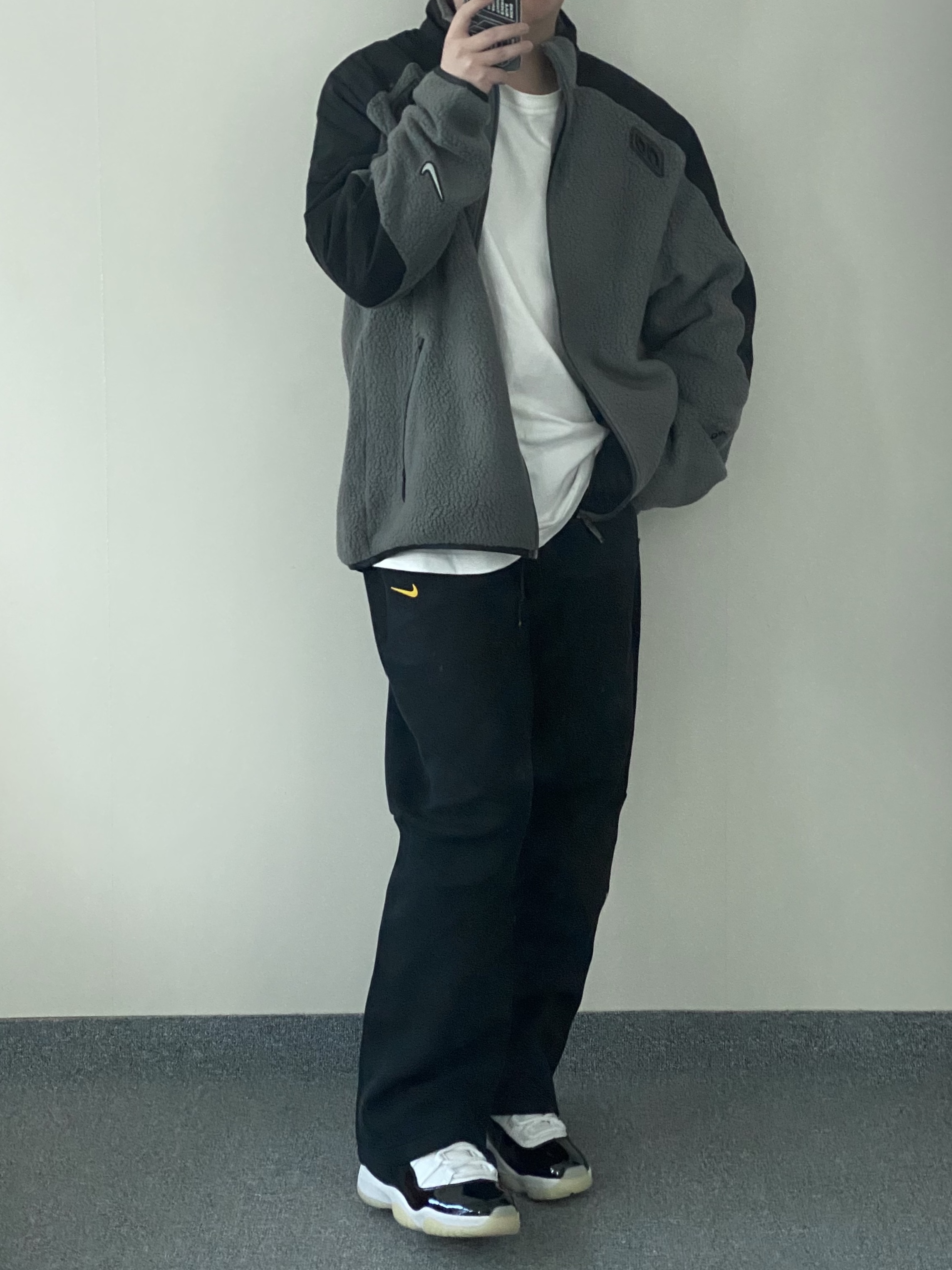 Nike x Drake Nocta 8K Peaks Track Jacket Iron Grey (DV3635-068), Jordan 11 Retro Gratitude 착용 스타일 - 5