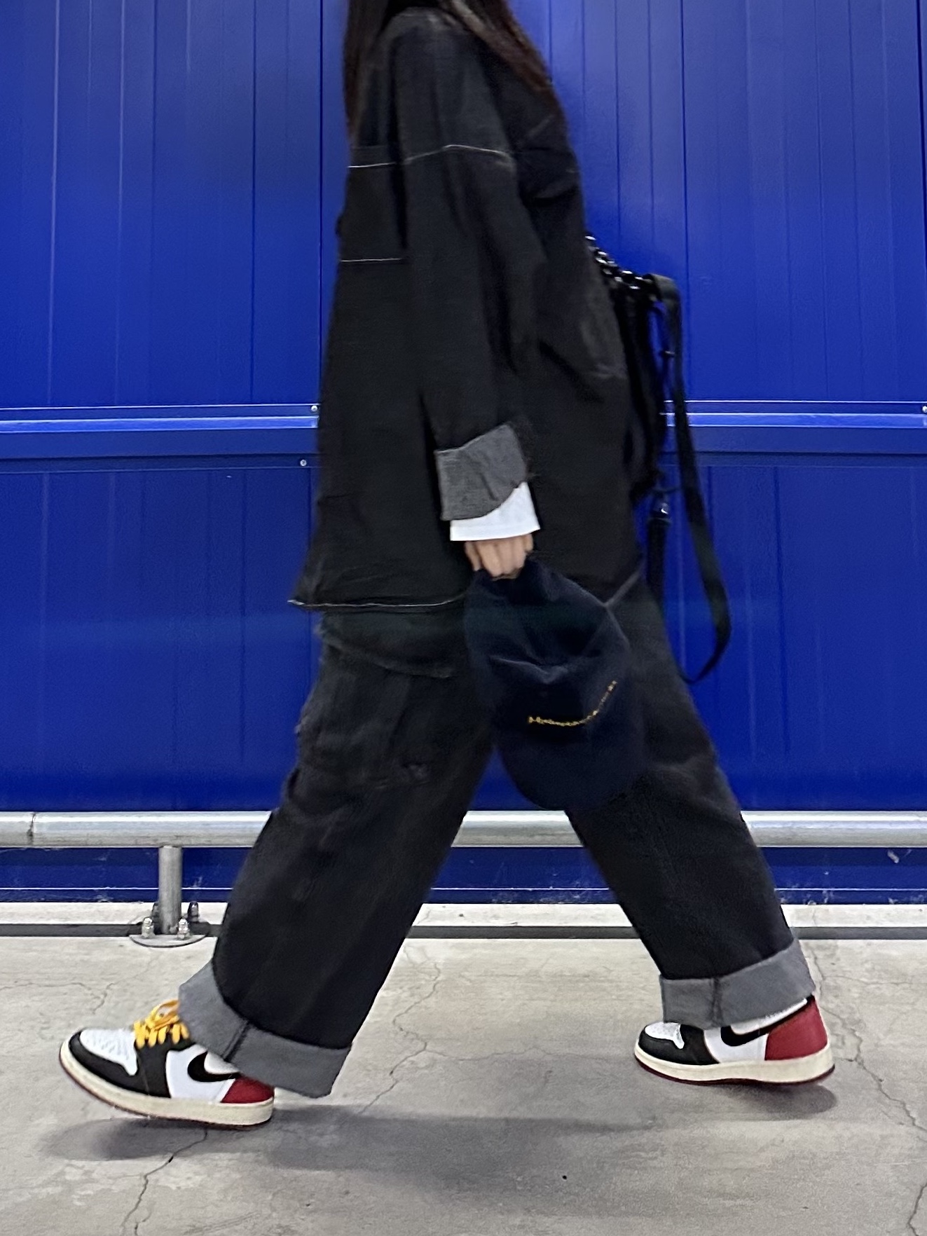 Jordan 1 x Union Retro High Black Toe, Supreme Mesh Small Backpack Black - 23SS 착용 스타일 - 2