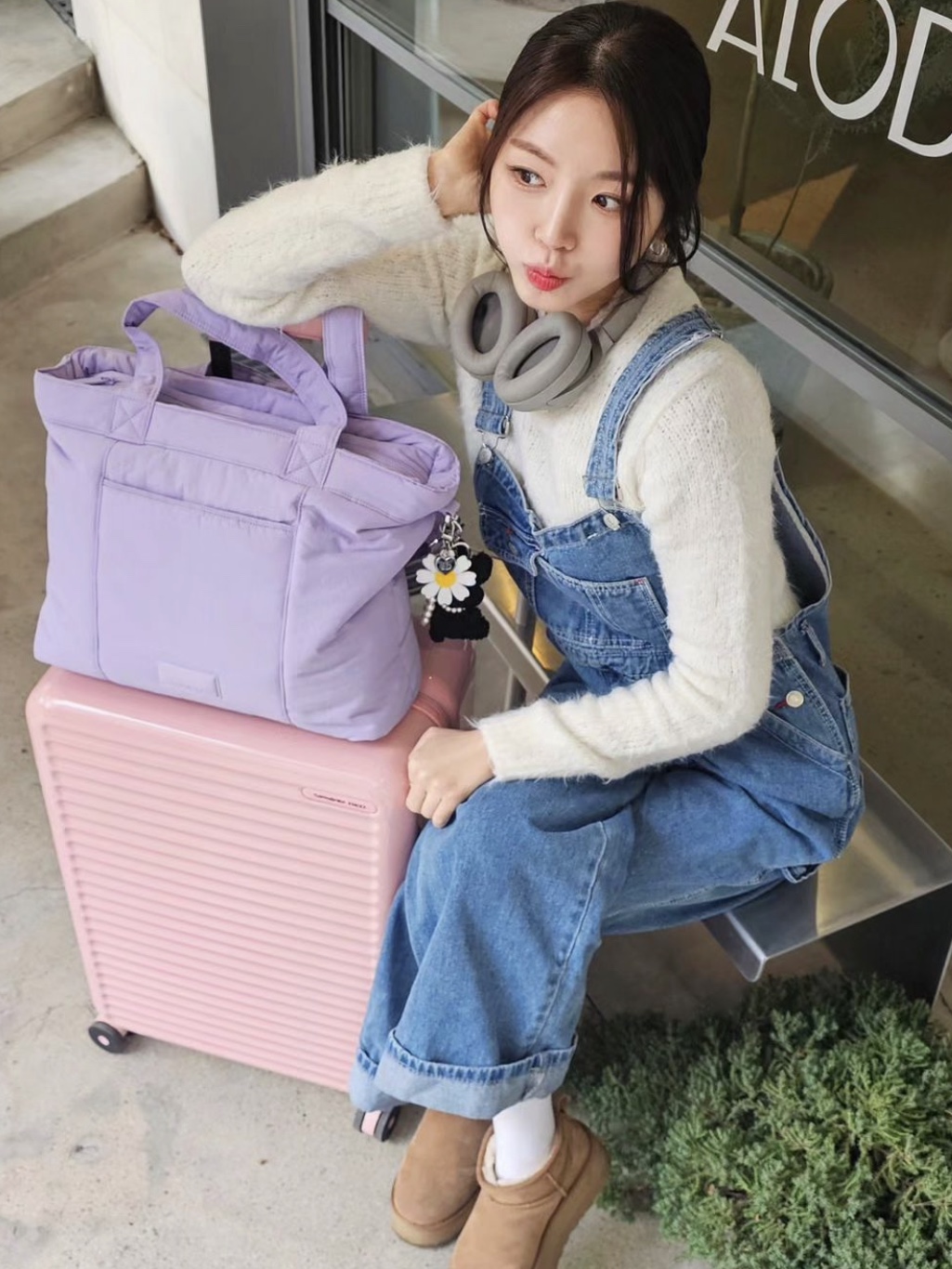 (W) UGG Classic Ultra Mini Platform Boots Chestnut 착용 스타일