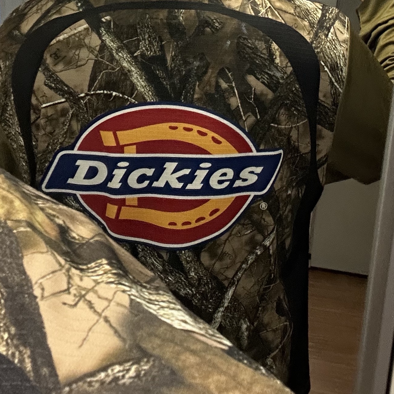Supreme x Dickies Jersey Olive - 23FW 착용 스타일