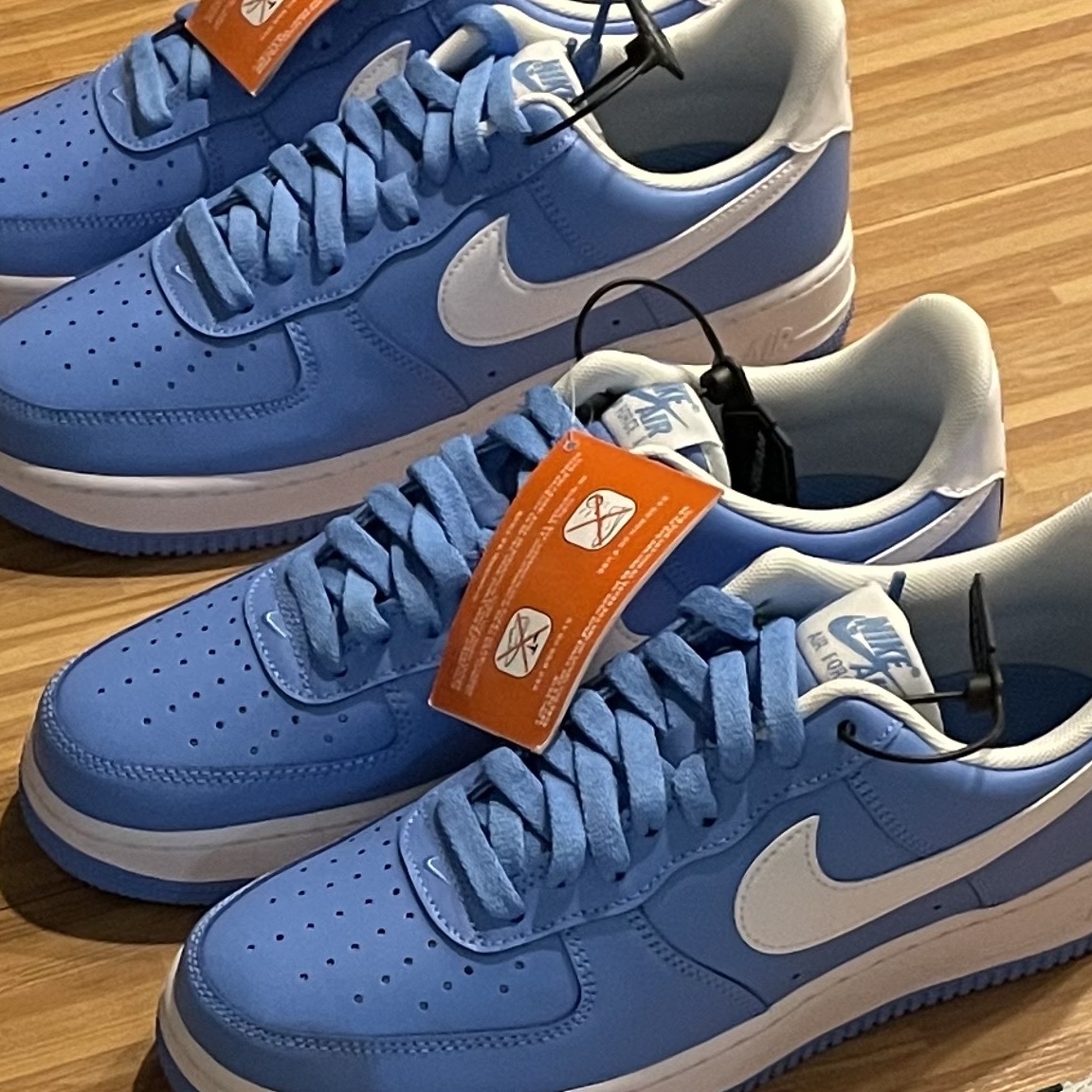 Nike Air Force 1 '07 Low University Blue 착용 스타일