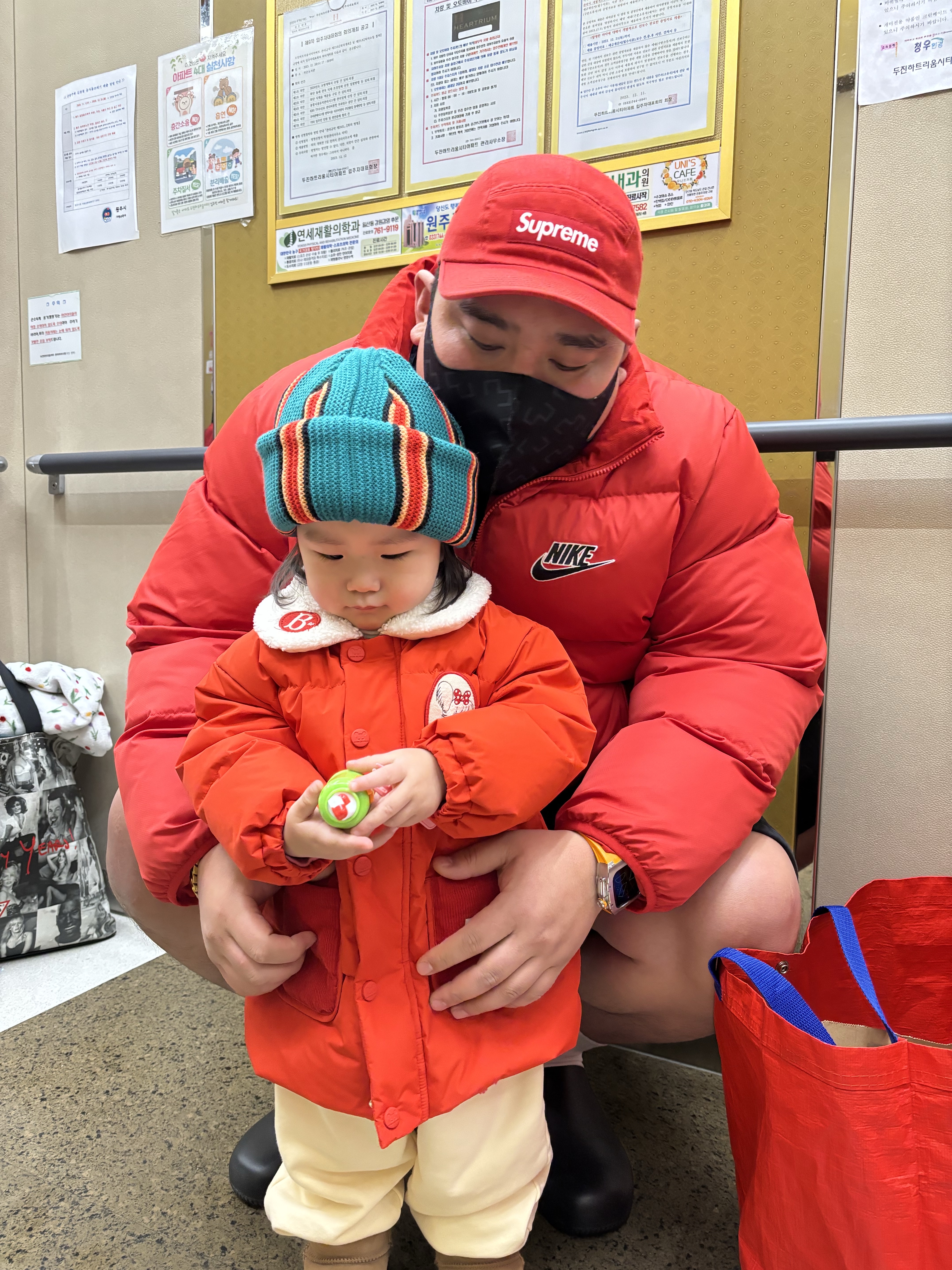 Supreme x Nike Reversible Puffy Jacket Red - 21SS 착용 스타일